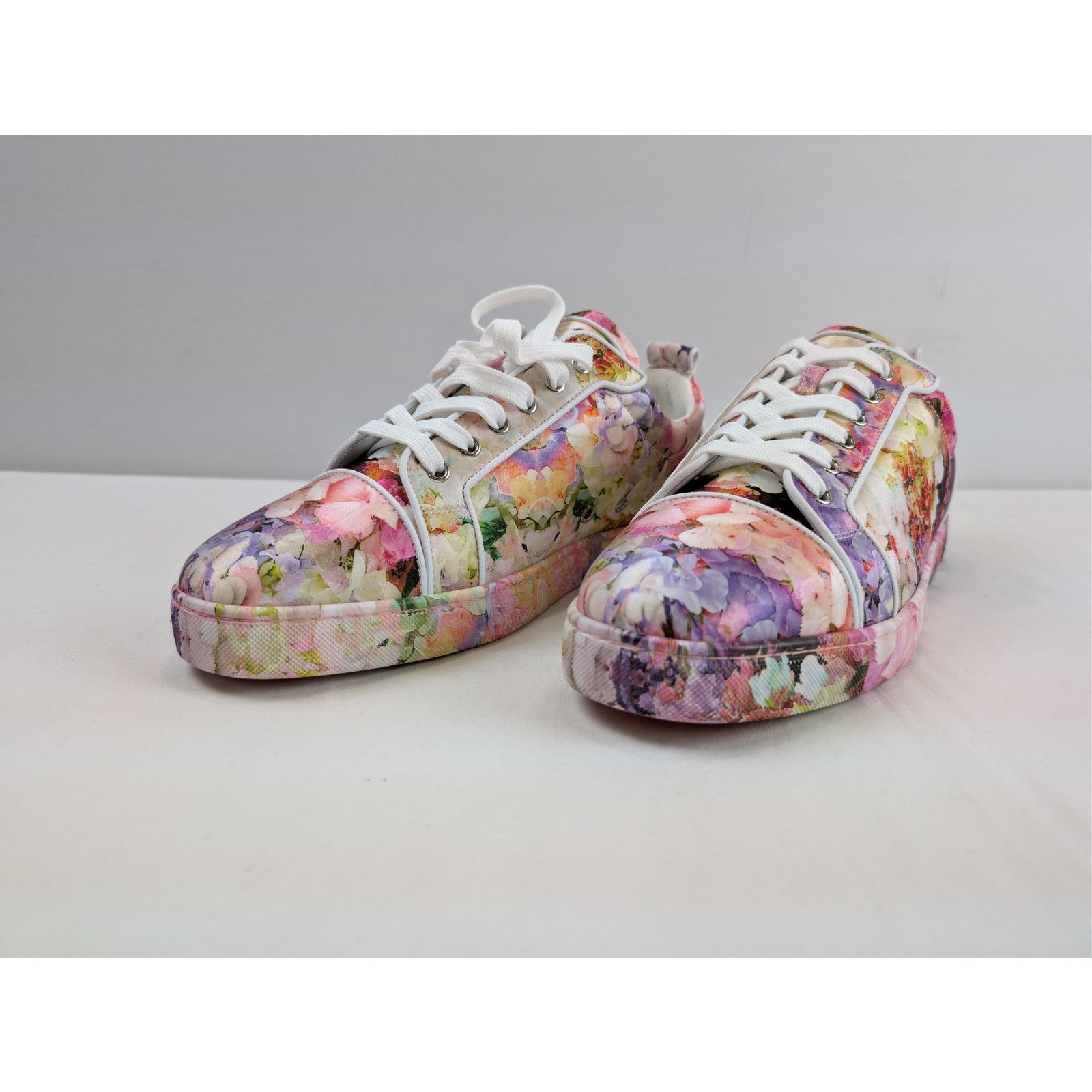 Christian Louboutin o1rshd1 Louis Junior Orlato flat sneaker with a floral print Size US 12 / EU 45 - 7 Thumbnail