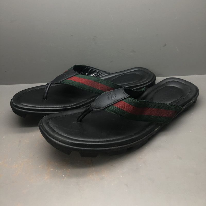 Gucci Gucci Black Casual Flip-Flops for Men 0079 Size US 9.5 / EU 42-43 - 1 Thumbnail