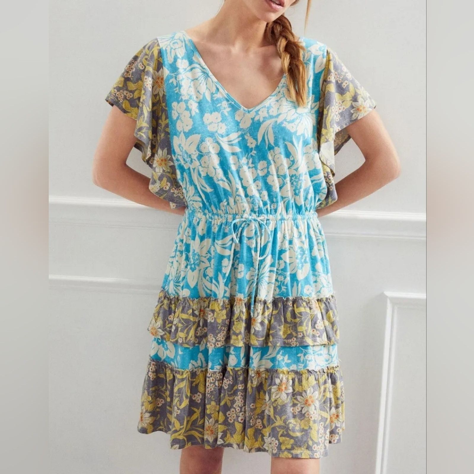 Anthropologie Anthropologie Daily Practice Tiered Dress Soft Neutral NWT Size S / US 4 / IT 40 - 1 Thumbnail