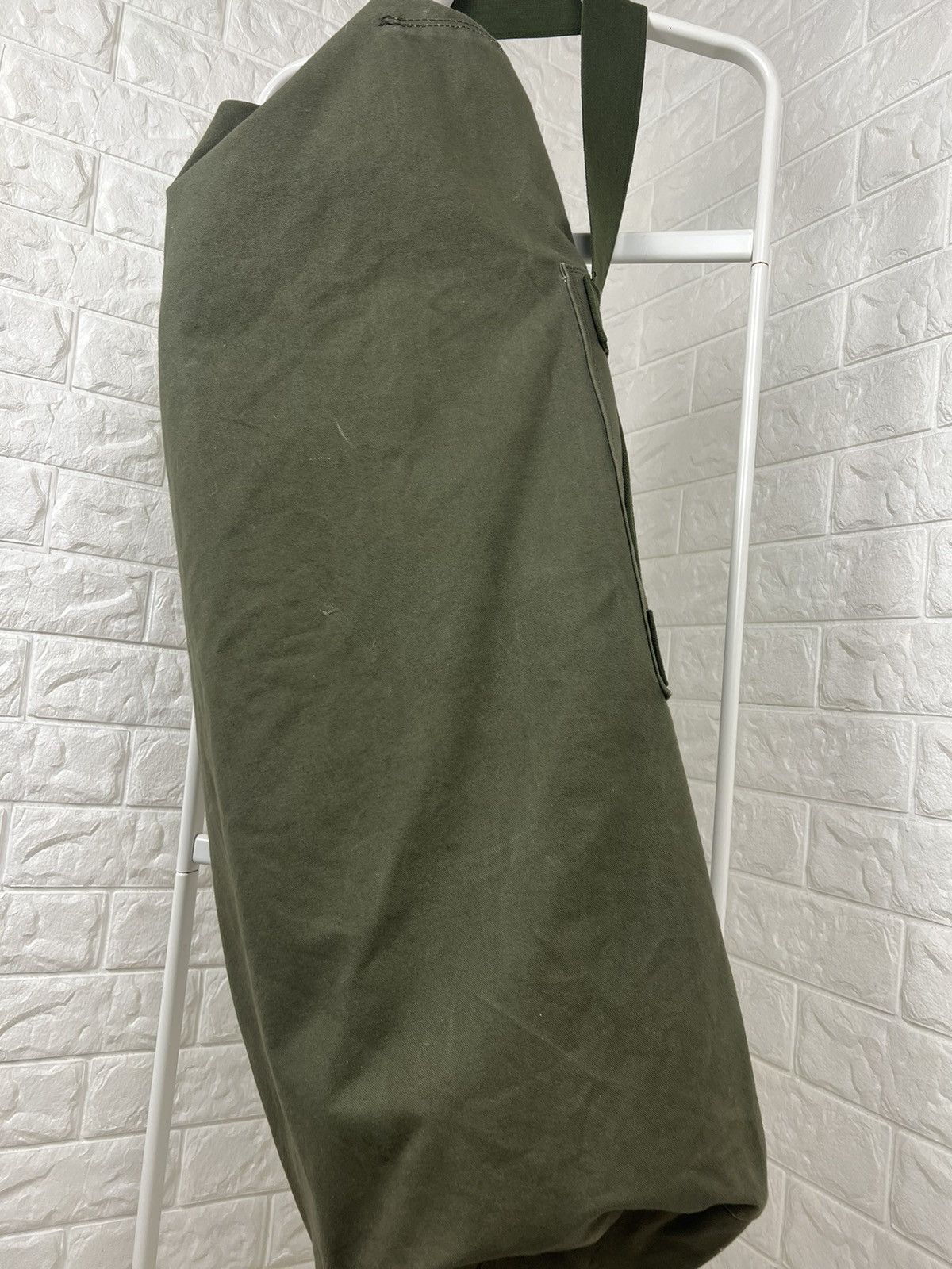 Vintage Vintage 1970s 70s US Military Canvas Bag Shoulder Strap Army Size ONE SIZE - 3 Thumbnail