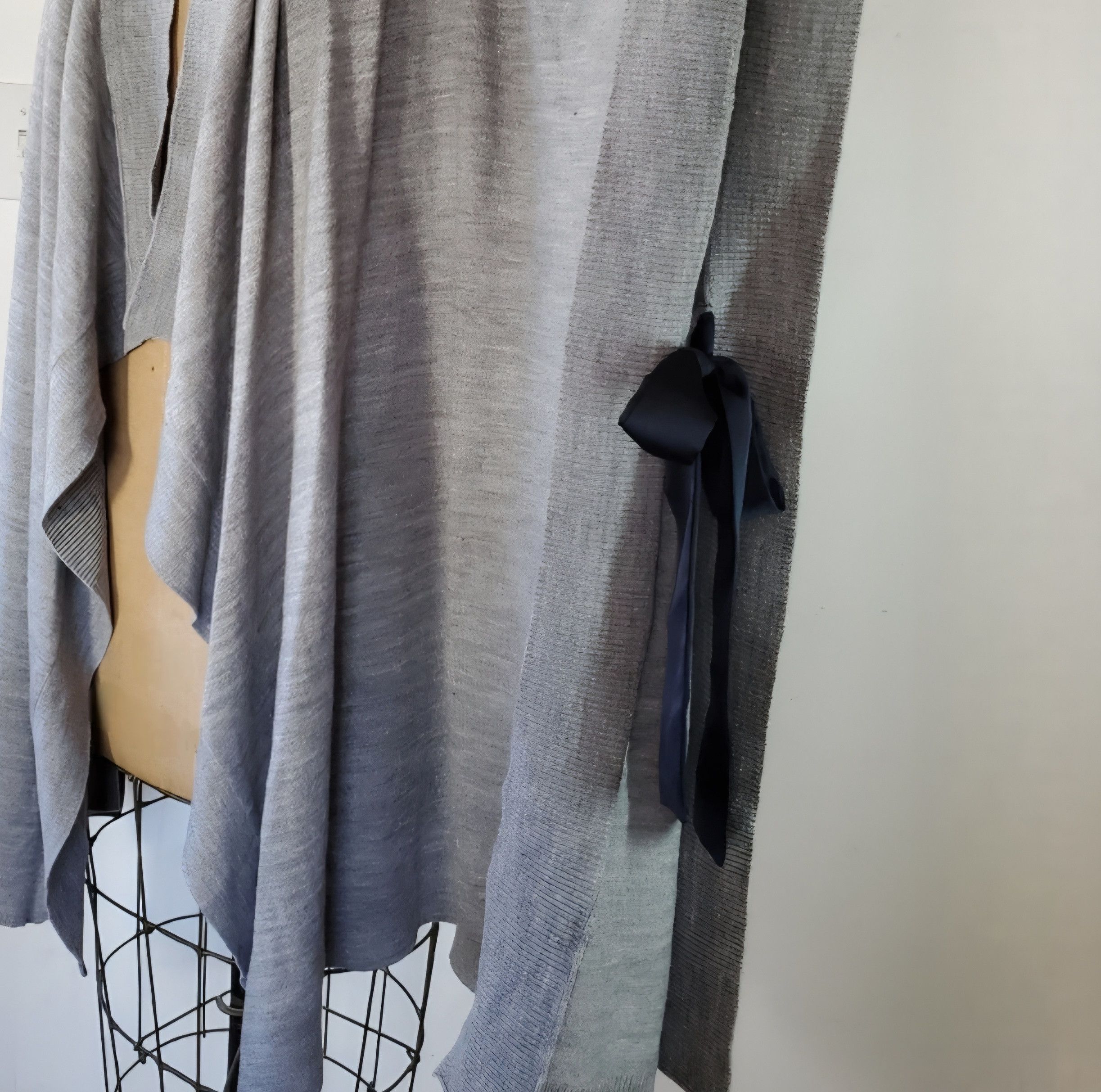 Tommy Hilfiger Tommy Hilfiger Size L Poncho Cardigan Sweater Shrug Ties Size L / US 10 / IT 46 - 6 Thumbnail