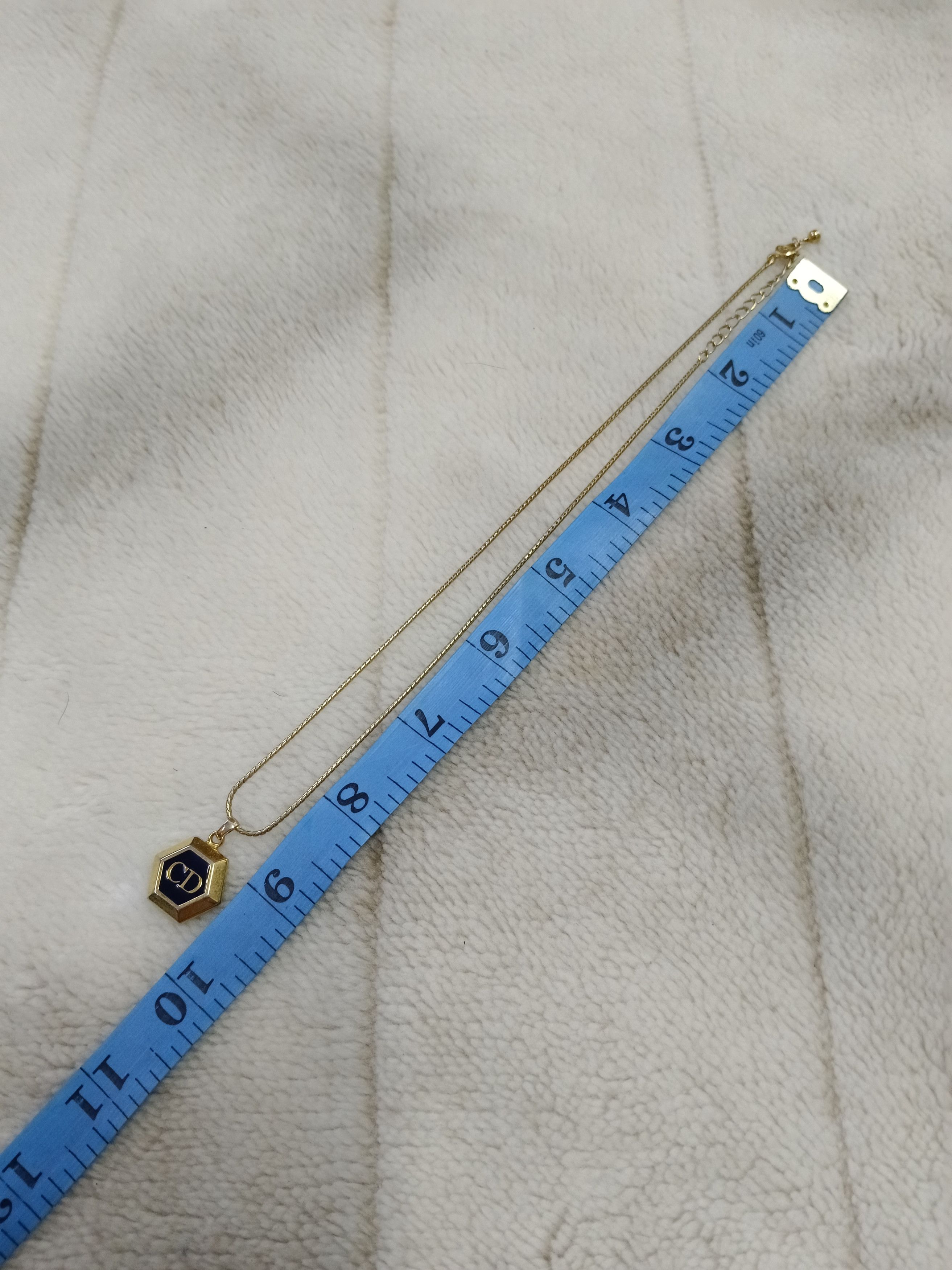 Dior Vintage Christian Dior Hexagon Diffuser Necklace Size ONE SIZE - 5 Thumbnail