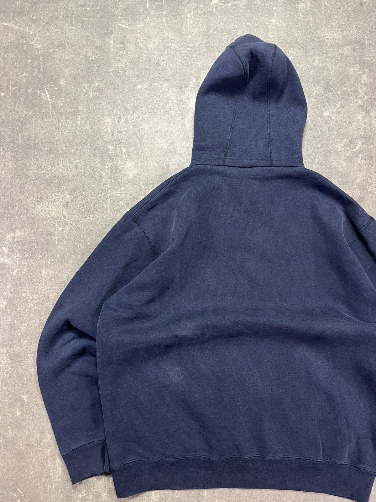 Volcom Volcom Y2K Front Logo Hoodie L XL Rare 00s Vintage Size US L / EU 52-54 / 3 - 15 Thumbnail