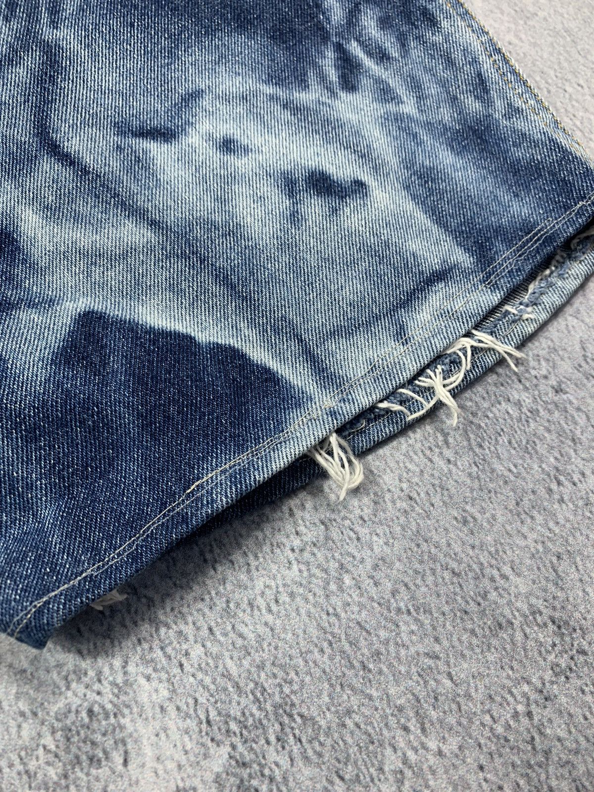 Vintage Vintage Y2K Tie Dye denim long shorts streetwear size 33 Size US 33 - 6 Thumbnail