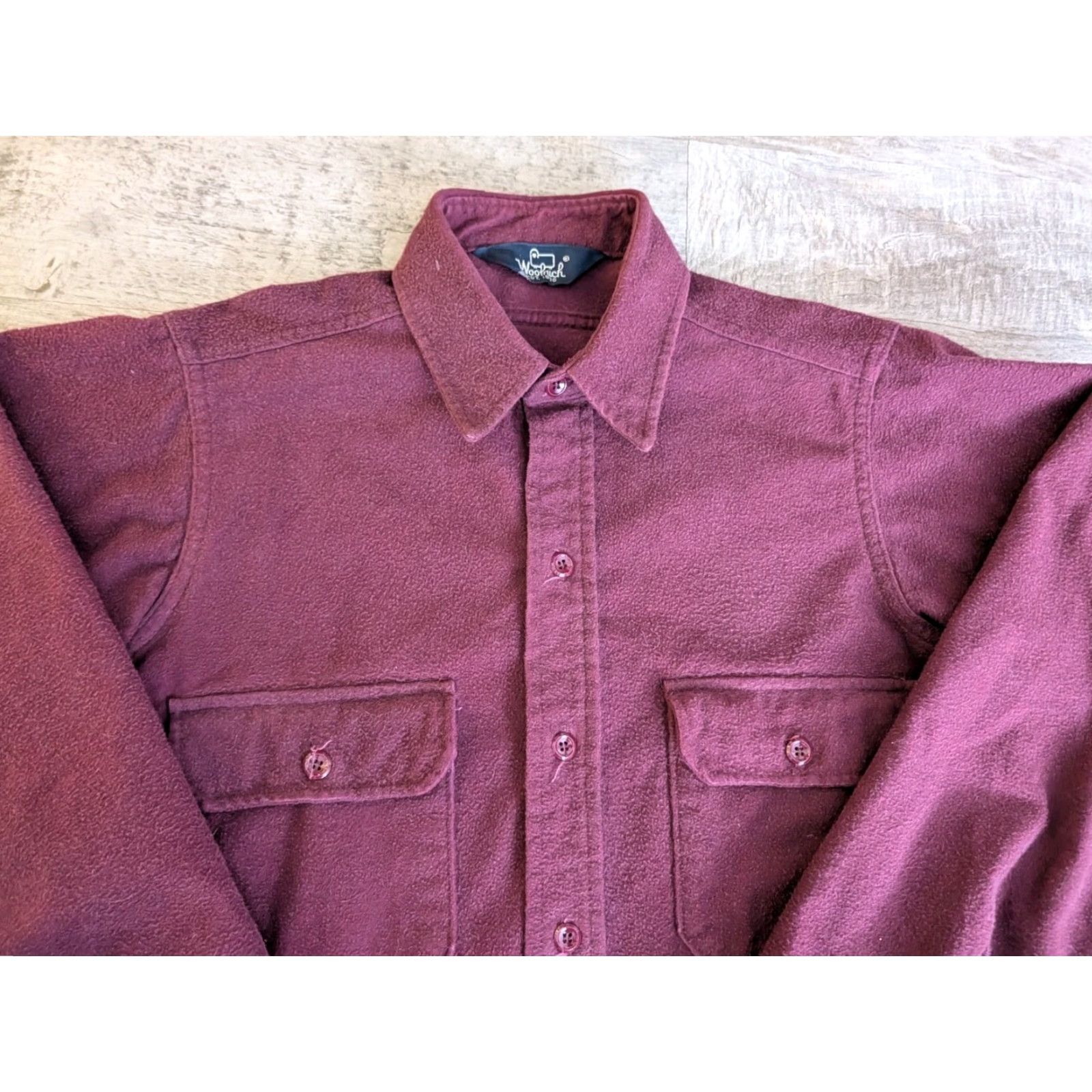 Vintage VINTAGE Woolrich Shirt Mens Button-Up 80s 90s Chamois Red Burgundy S/M Solid Cotton Flannel Pockets Casual Winter Fall Spring USA VGUC Size US S / EU 44-46 / 1 - 2 Thumbnail
