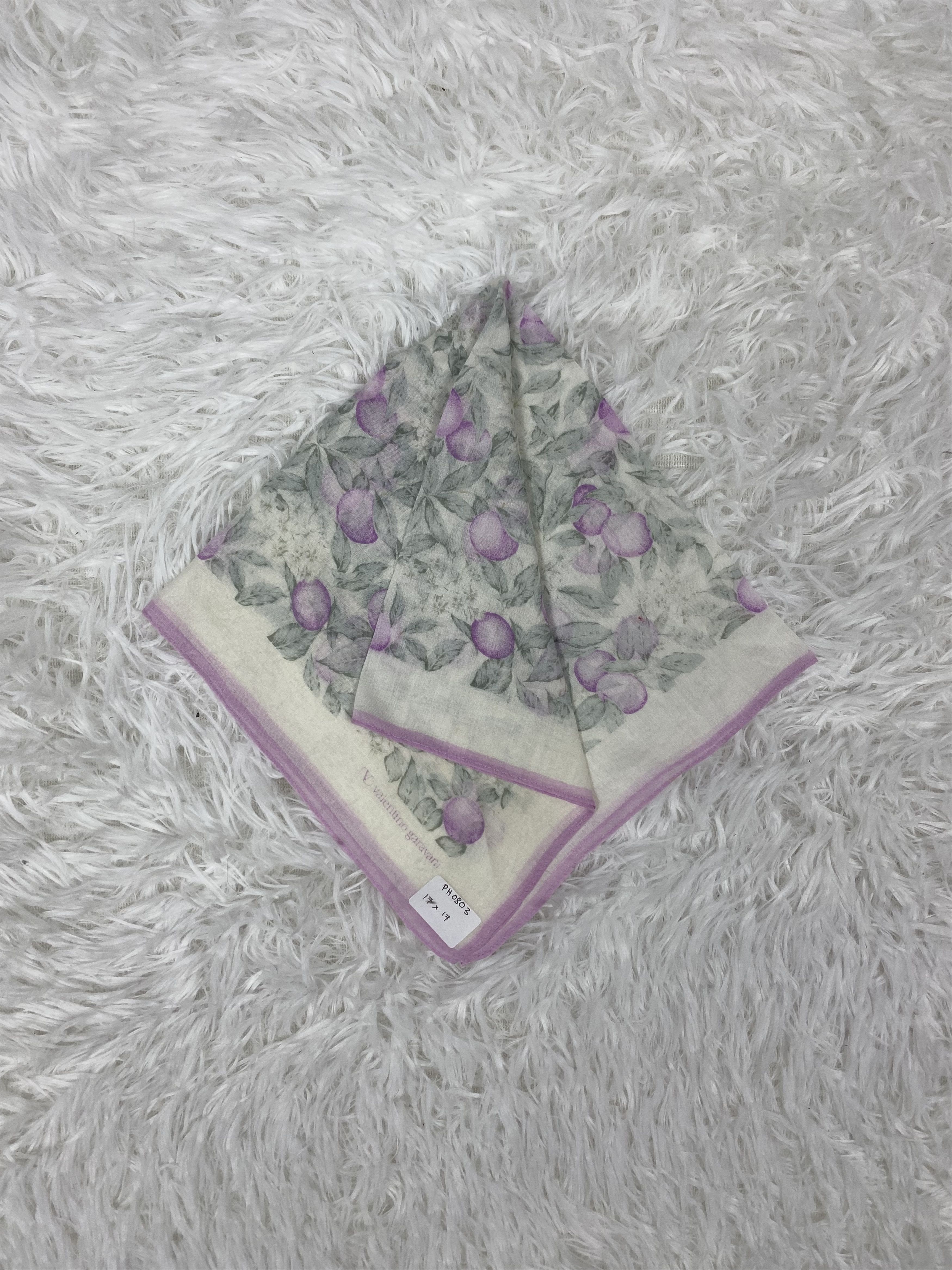 Valentino × Vintage Vintage Valentino Garavani Handkerchief Neckerchief PH0803 Size ONE SIZE - 1 Thumbnail