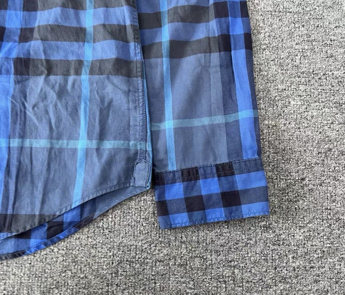 Burberry Burberry Classic Check Long Sleeve Shirt J16 Size US XL / EU 56 / 4 - 3 Thumbnail