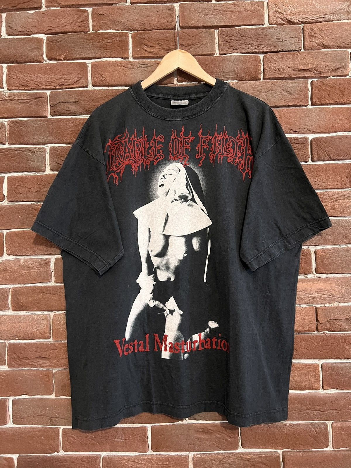 Band Tees Rare Vintage 90s Cradle Of Filth Vestal Metal Band T-shirt Size US XL / EU 56 / 4 - 1 Thumbnail
