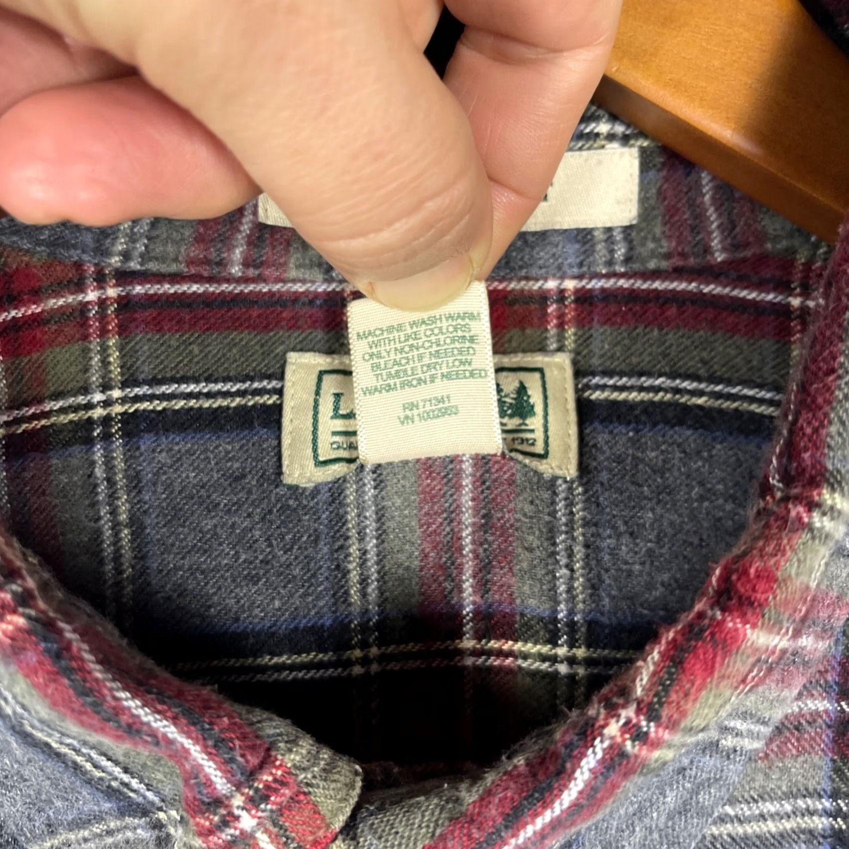 Vintage Item Specifications: High Impact Size US XXL / EU 58 / 5 - 4 Thumbnail