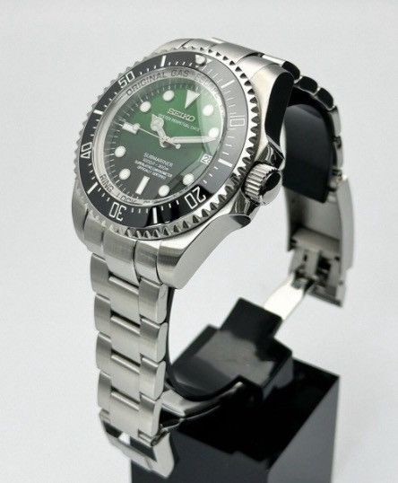 Japanese Brand Seiko Mod Sea-Dweller Deepsea Green Black Dial Steel Watch Size ONE SIZE - 3 Thumbnail