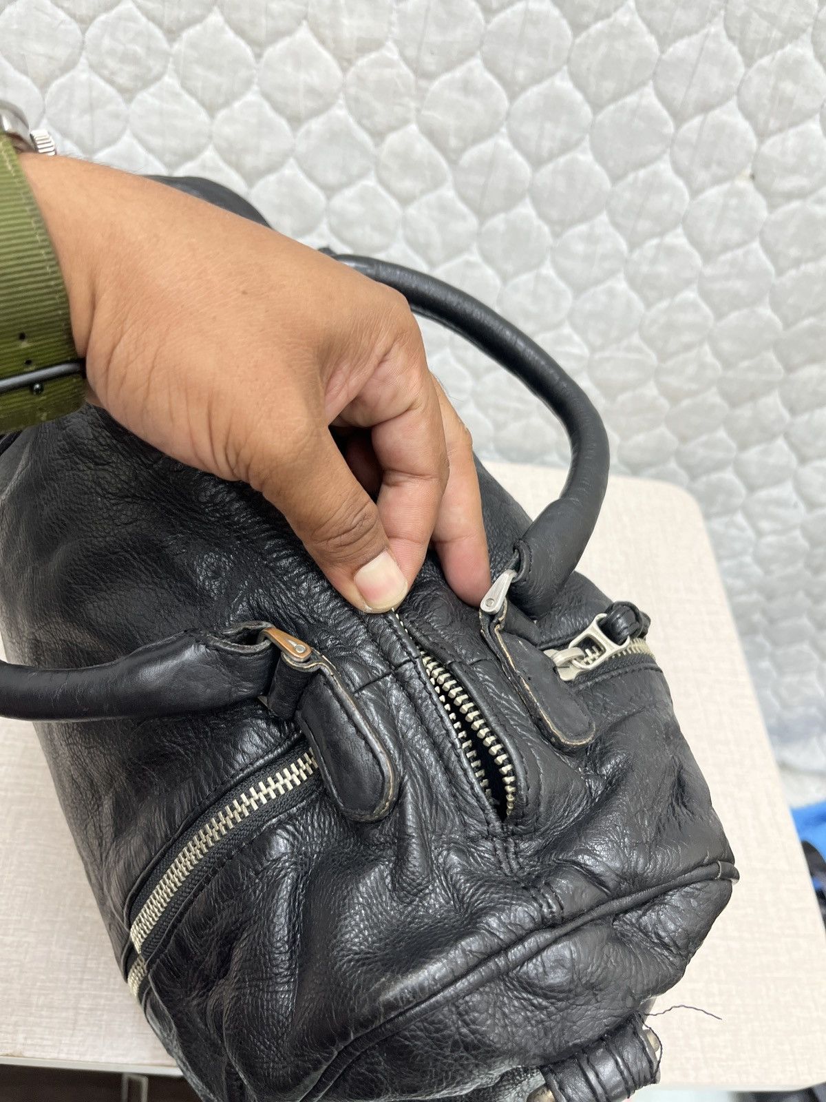Zadig & Voltaire 🔥🔥🔥STEALS ZADIG & VOLTIARE COW LEATHER BAG Size ONE SIZE - 14 Thumbnail