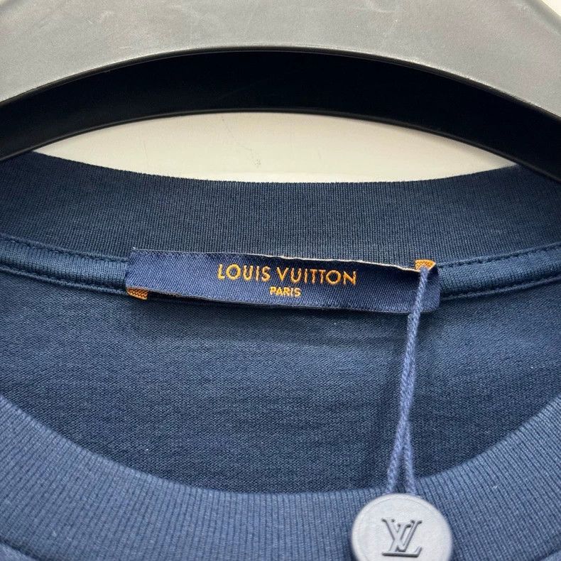 Louis Vuitton Louis Vuitton Full-print dark grain gradient short sleeve Size US XL / EU 56 / 4 - 5 Thumbnail