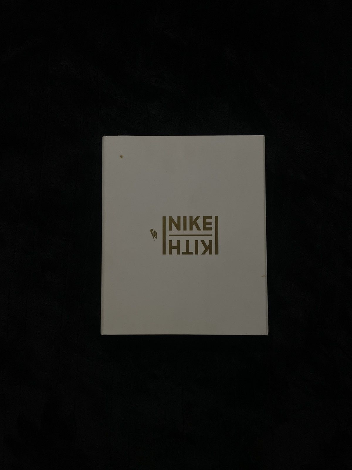 Kith × Nike Nike x Kith Gold Medal Pack Size US XL / EU 56 / 4 - 1 Thumbnail