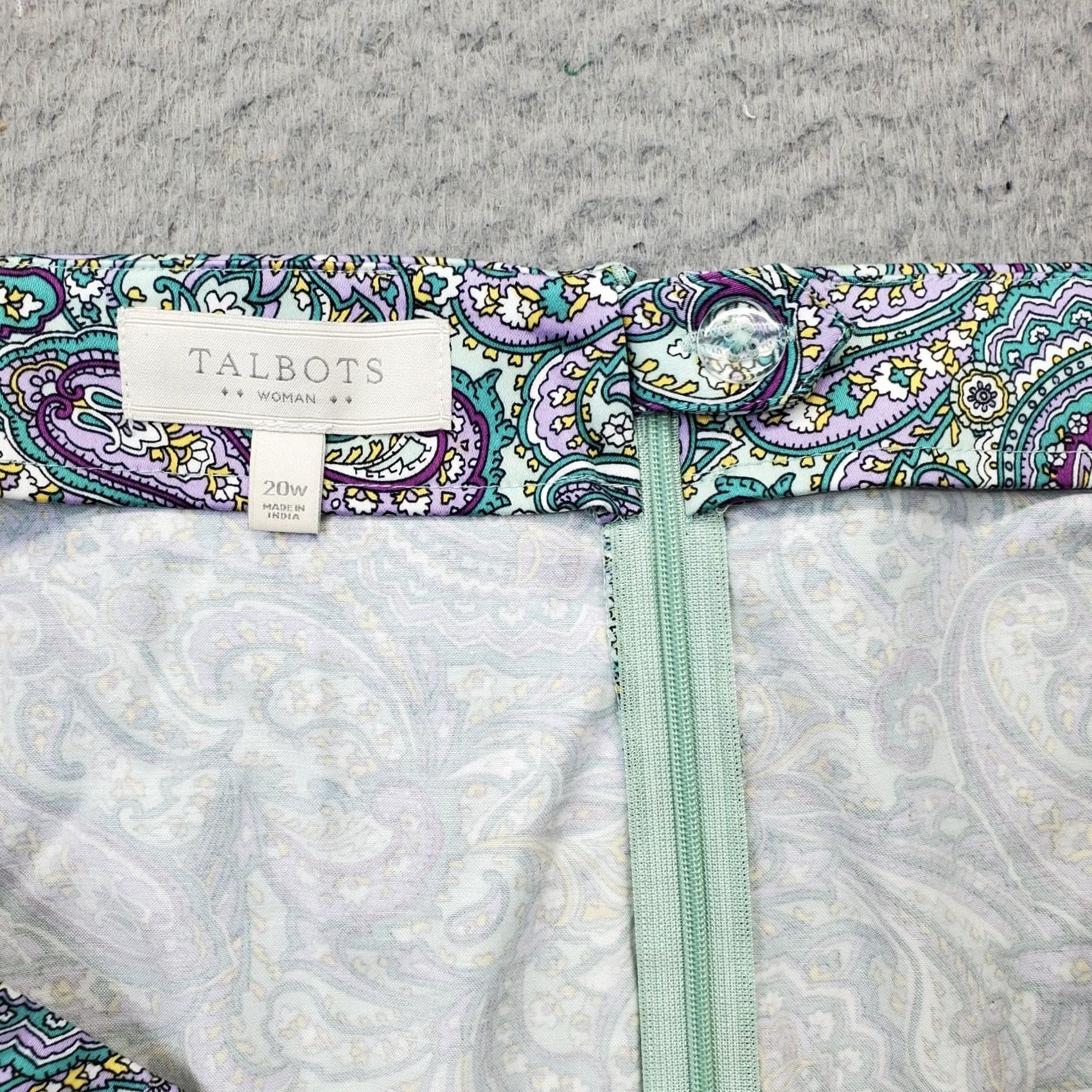 Talbots Talbots Womens Skirt 20W Paisley Print Stretch Back Zip Pencil Straight & Size 20W Multicolor Short NWT Womens Size 42" / US 20 - 6 Thumbnail