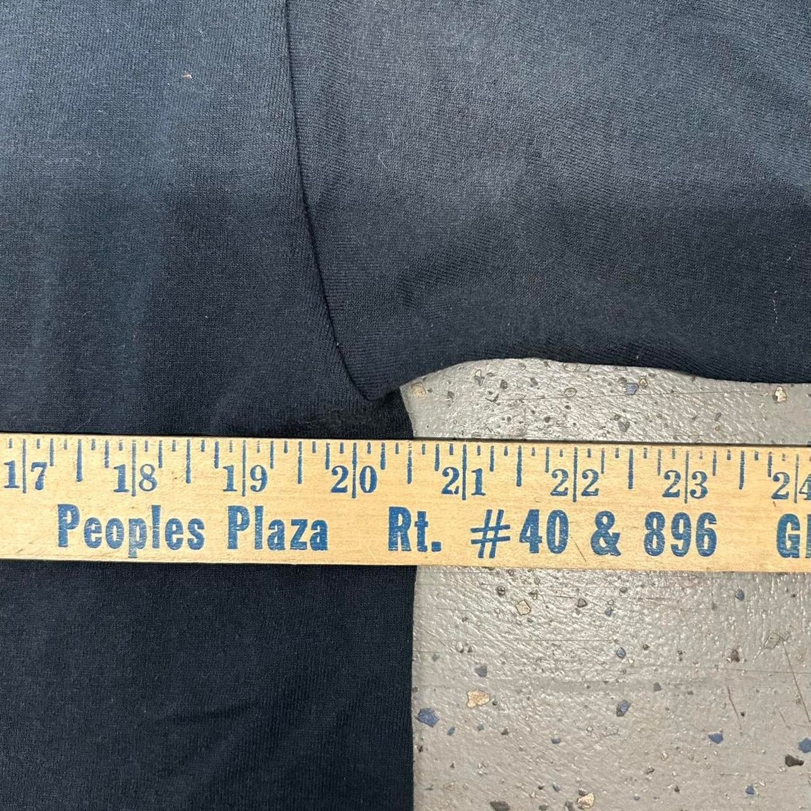 Fruit Of The Loom Y2K Black long sleeve graphic tee with bold classic car Size US L / EU 52-54 / 3 - 4 Thumbnail