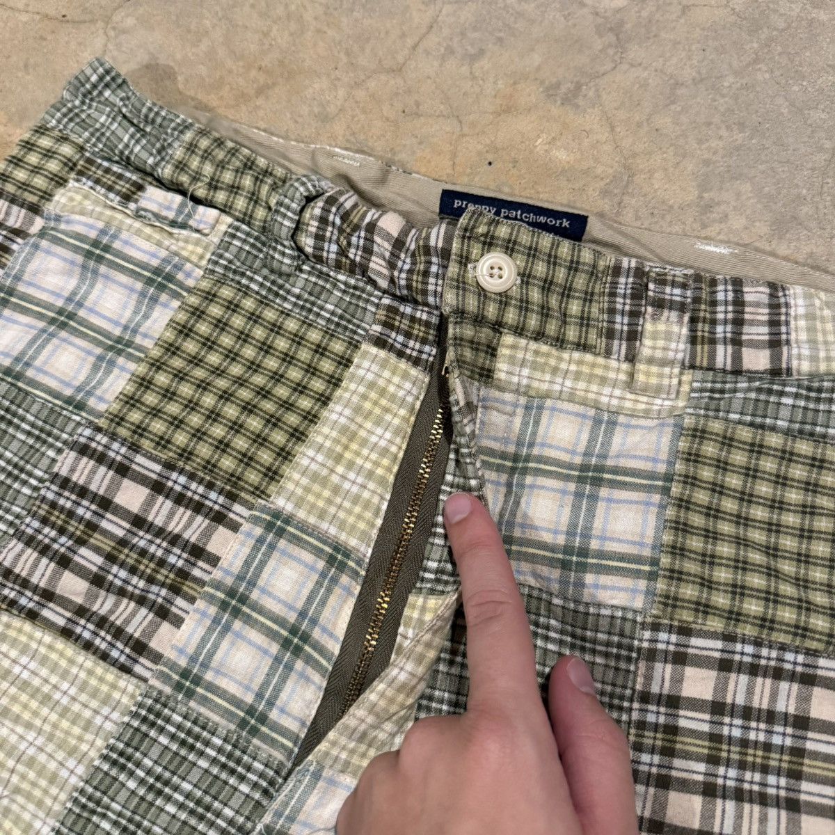 Vintage Vintage 2000s Patchwork Madras Plaid Shorts ERD Grunge Y2K Size US 32 / EU 48 - 4 Thumbnail