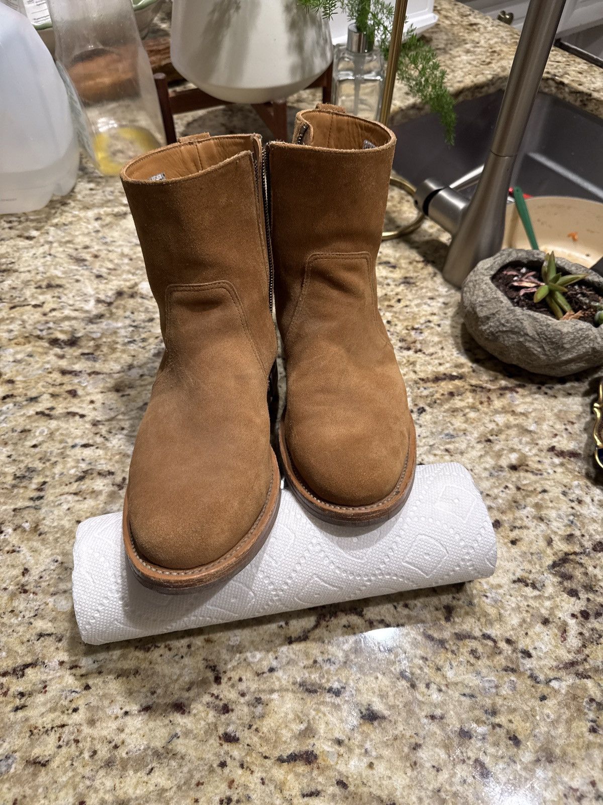 ヴィバーグベージュ スエード ジップSize9