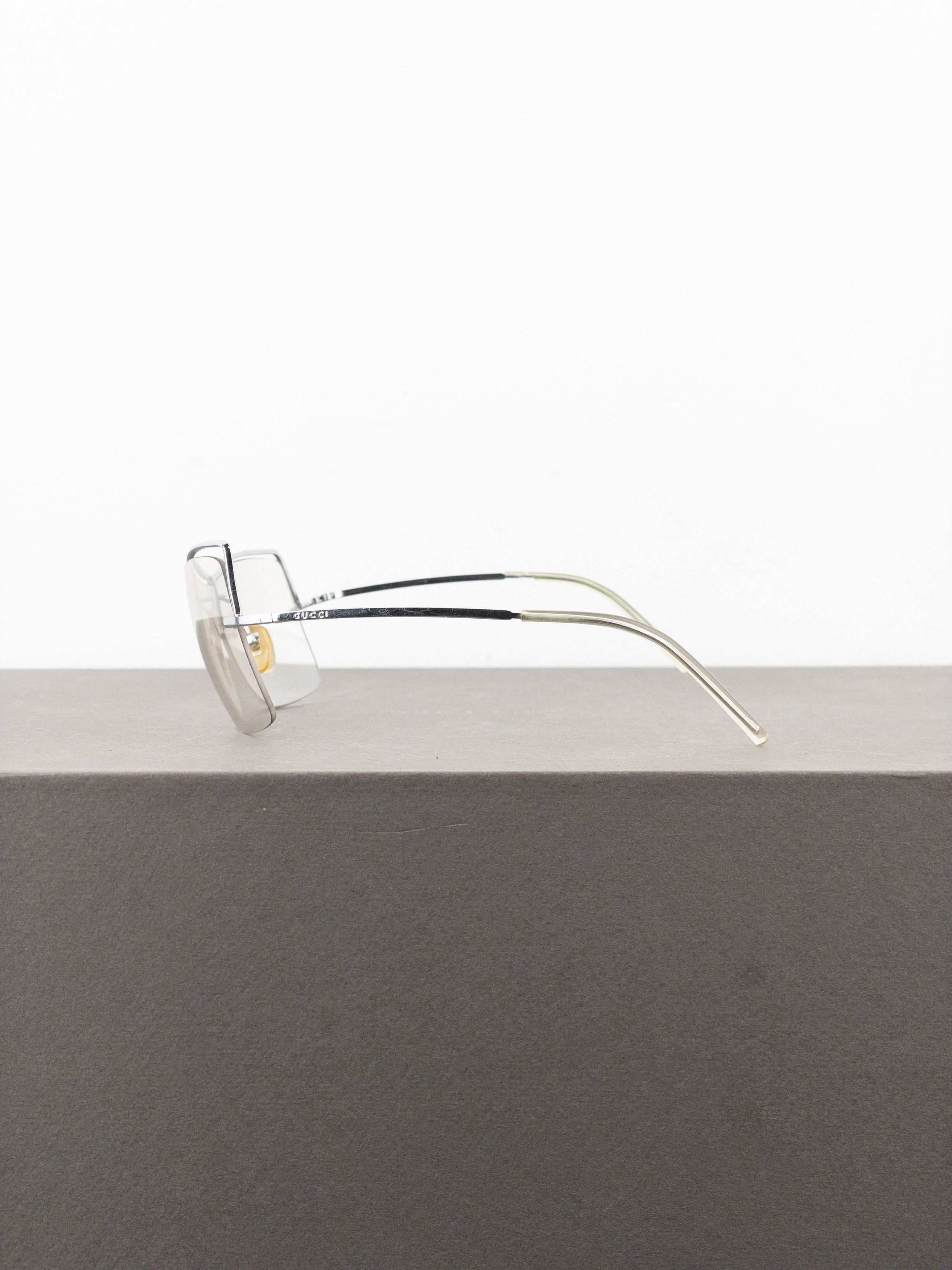 Gucci Gucci by Tom Ford 2000s GG2683/S Wrap Mask Shield Sunglasses Size ONE SIZE - 4 Thumbnail