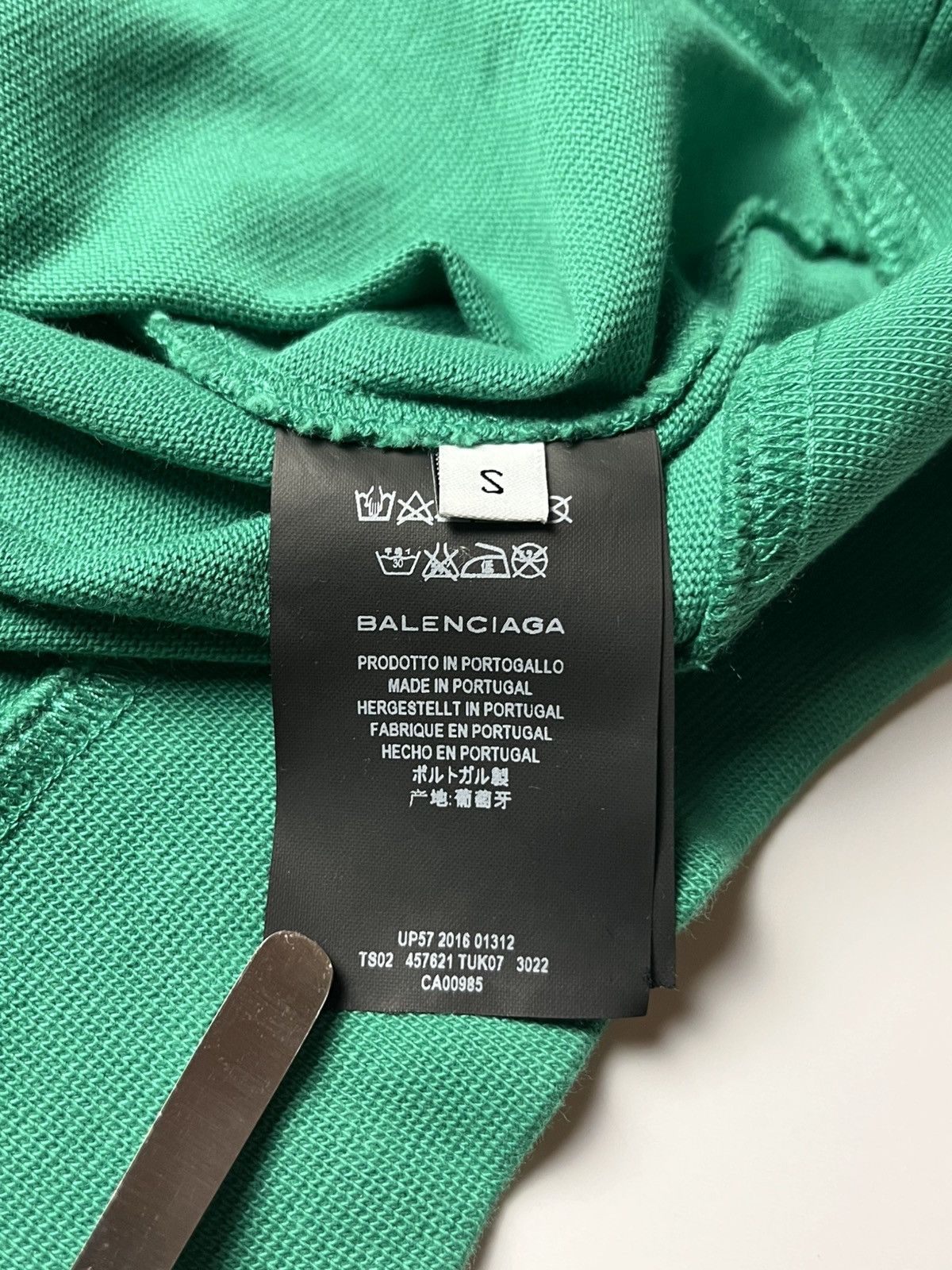 Balenciaga Balenciaga by Demna Gvasalia 2016 - Oversized Sweater Size US S / EU 44-46 / 1 - 10 Thumbnail