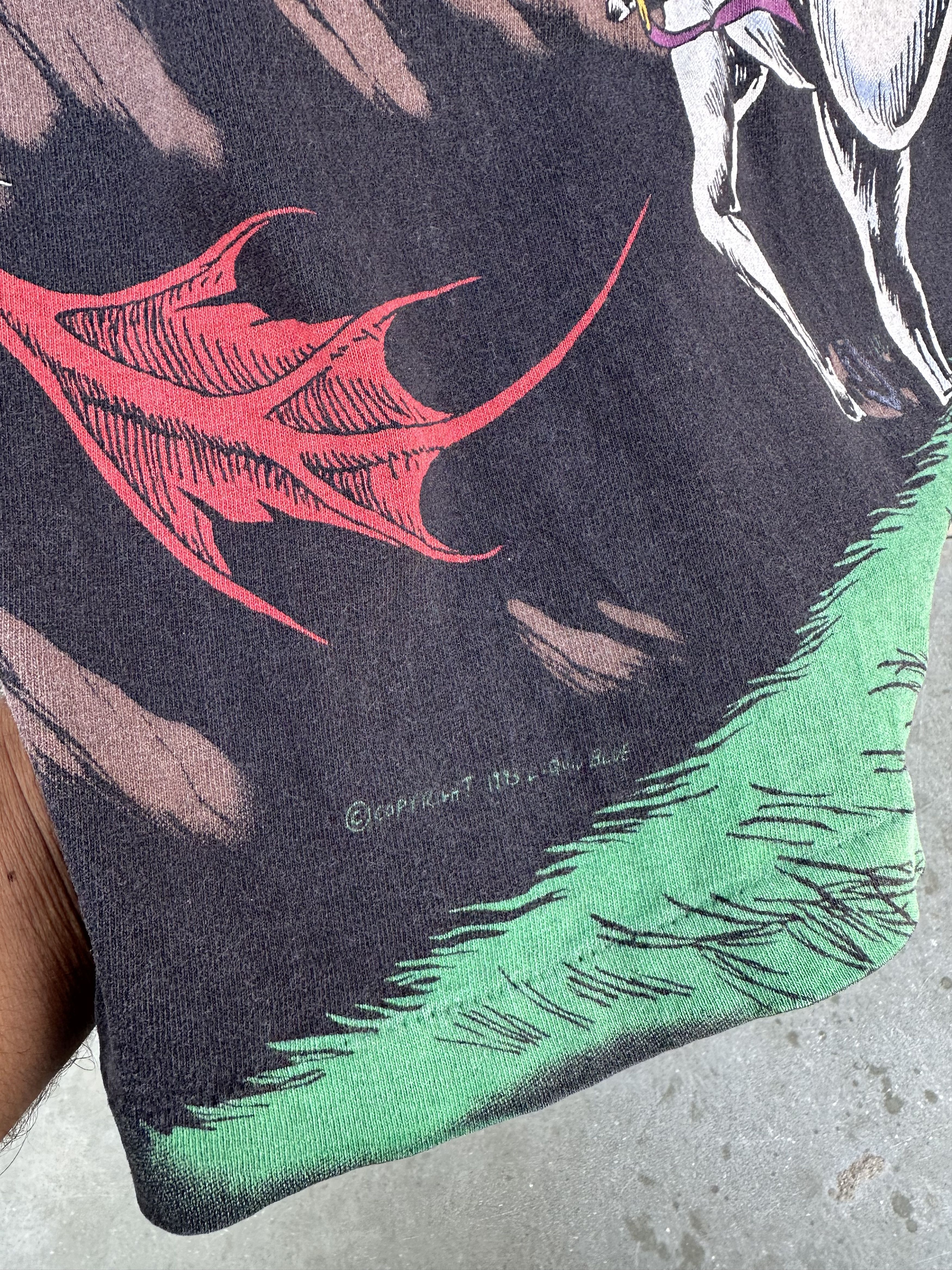 Liquid Blue 🔥 Rare 1993 Liquid Blue Dragon vs Knight Vintage T-Shirt Size US L / EU 52-54 / 3 - 11 Thumbnail