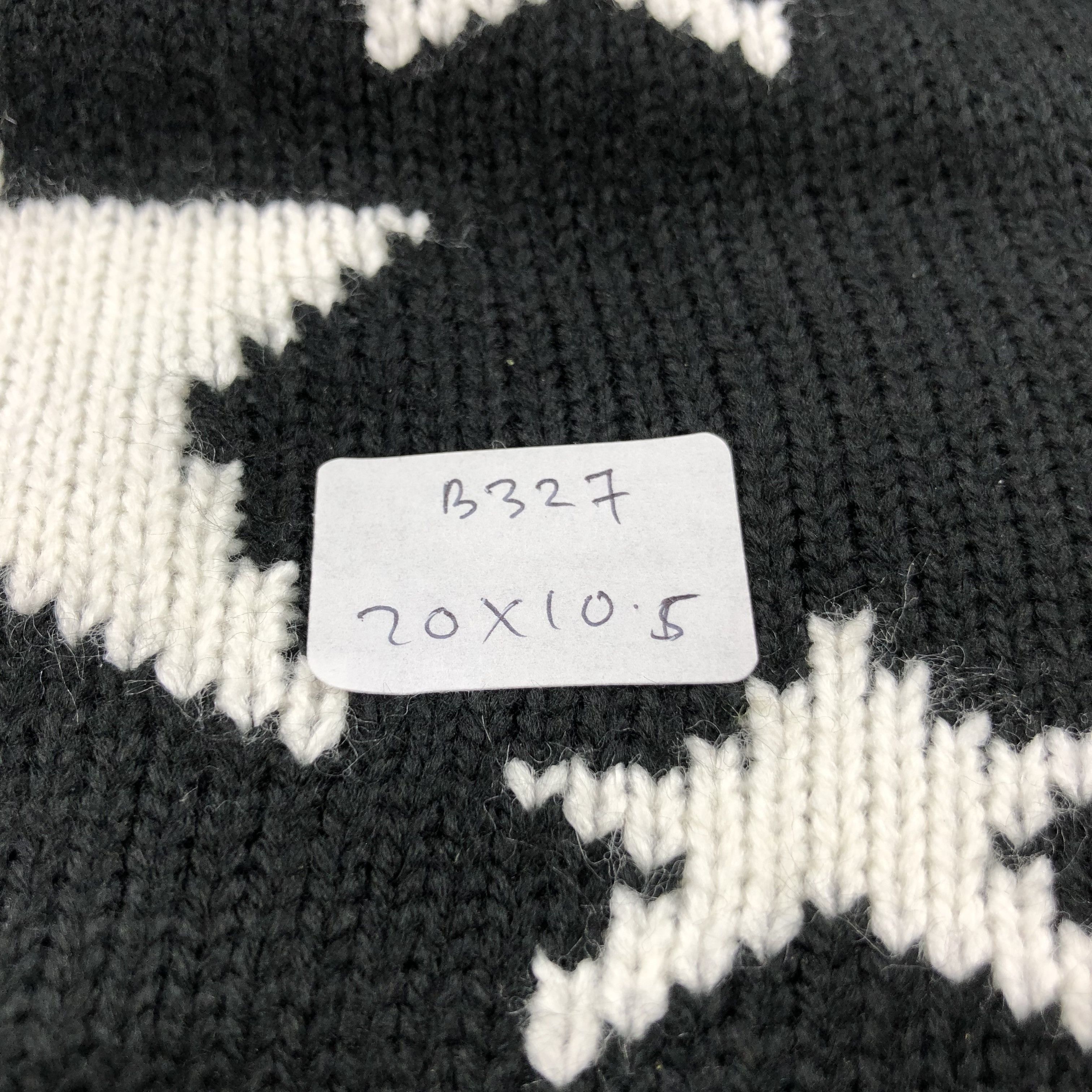 Vintage Unknown Pink Latte Bobble Beanie Snowcap Snow Hat B327 Size ONE SIZE - 11 Thumbnail