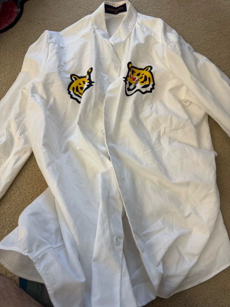 Louis Vuitton Louis Vuitton White tiger-head shirt Size US M / EU 48-50 / 2 - 1 Thumbnail