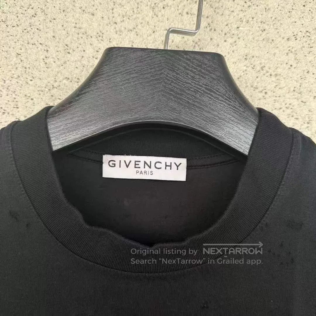 Givenchy Givenchy New Large Hole Short Sleeve. Size XXS / US 00 / IT 34 - 2 Thumbnail
