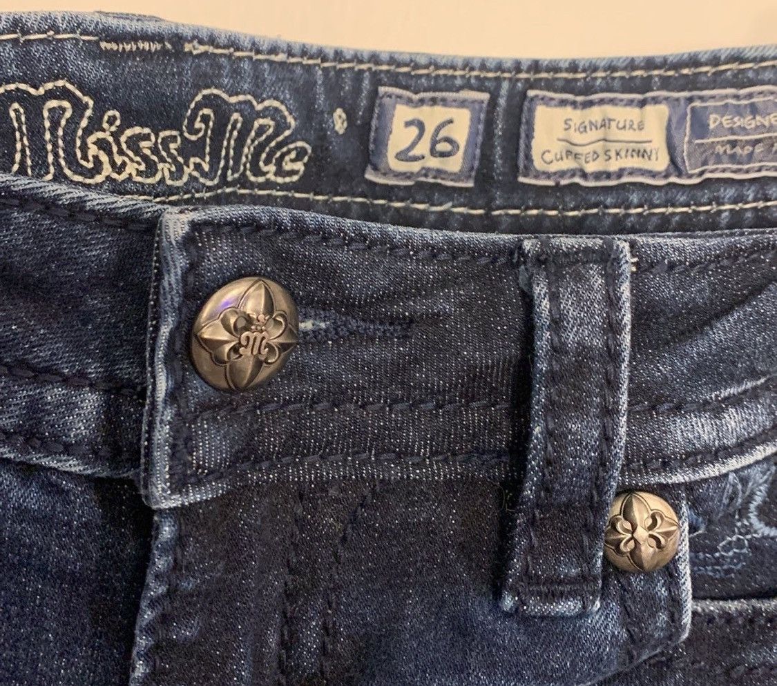 Miss Me Miss Me Signature Cuffed Skinny Jeans Size 26" / US 2 / IT 38 - 8 Thumbnail