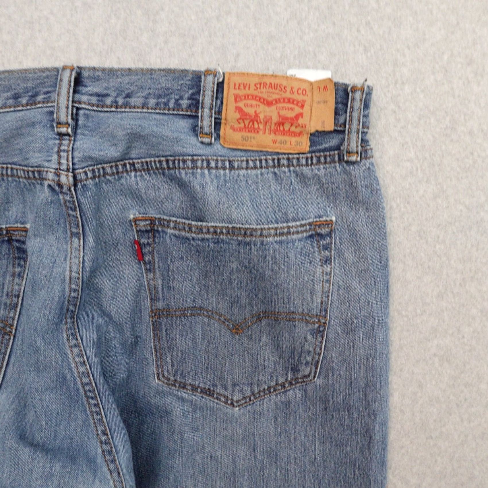 Levi's Levi's 501 Jeans Mens 40 (40x29) Button Fly Blue 5-Pocket Design Regular Inseam 29 Size US 40 / EU 56 - 5 Thumbnail