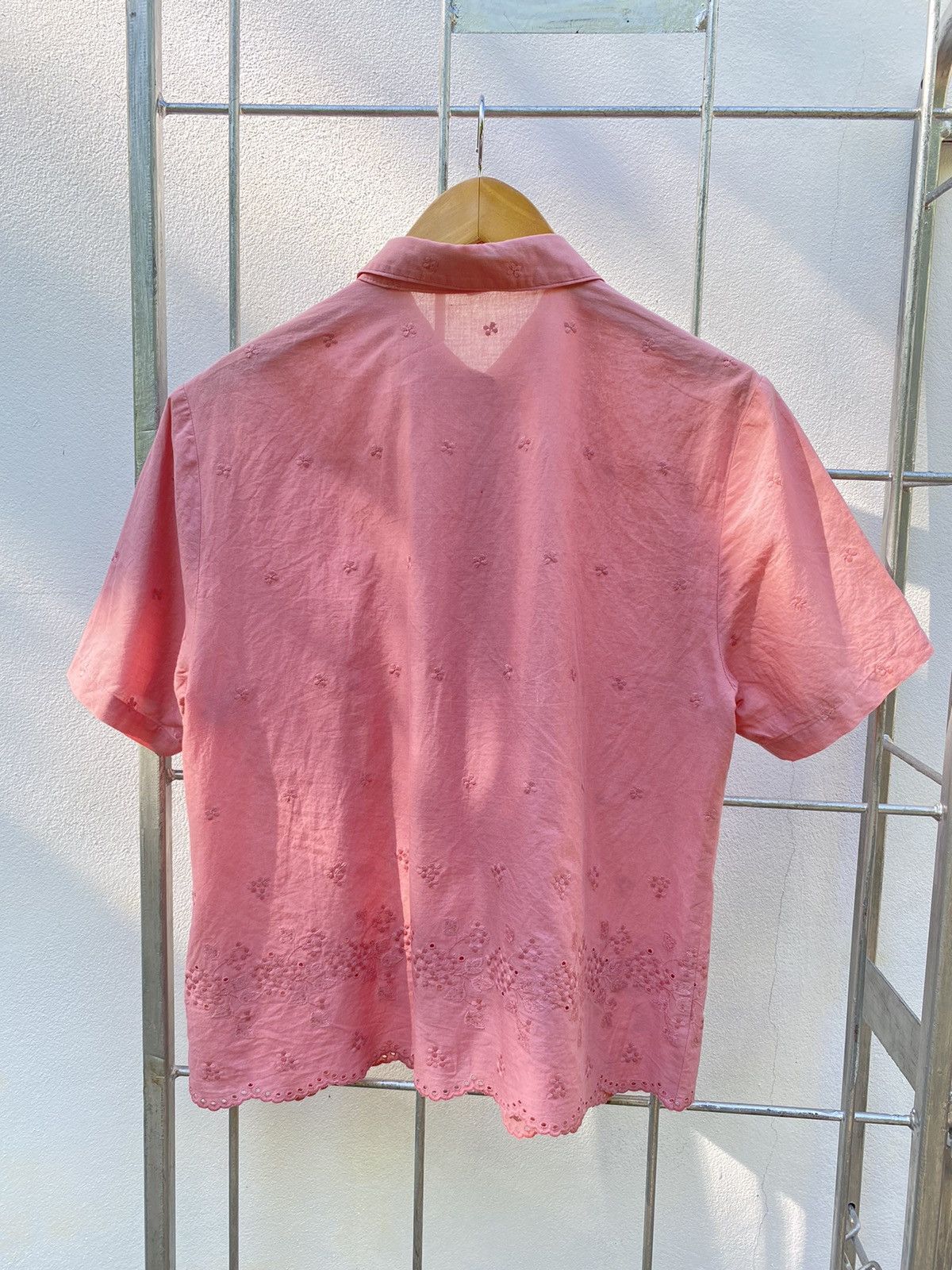 Nina Ricci Nina Ricci Pink Floral Short Sleeve Shirt Size ONE SIZE - 14 Thumbnail