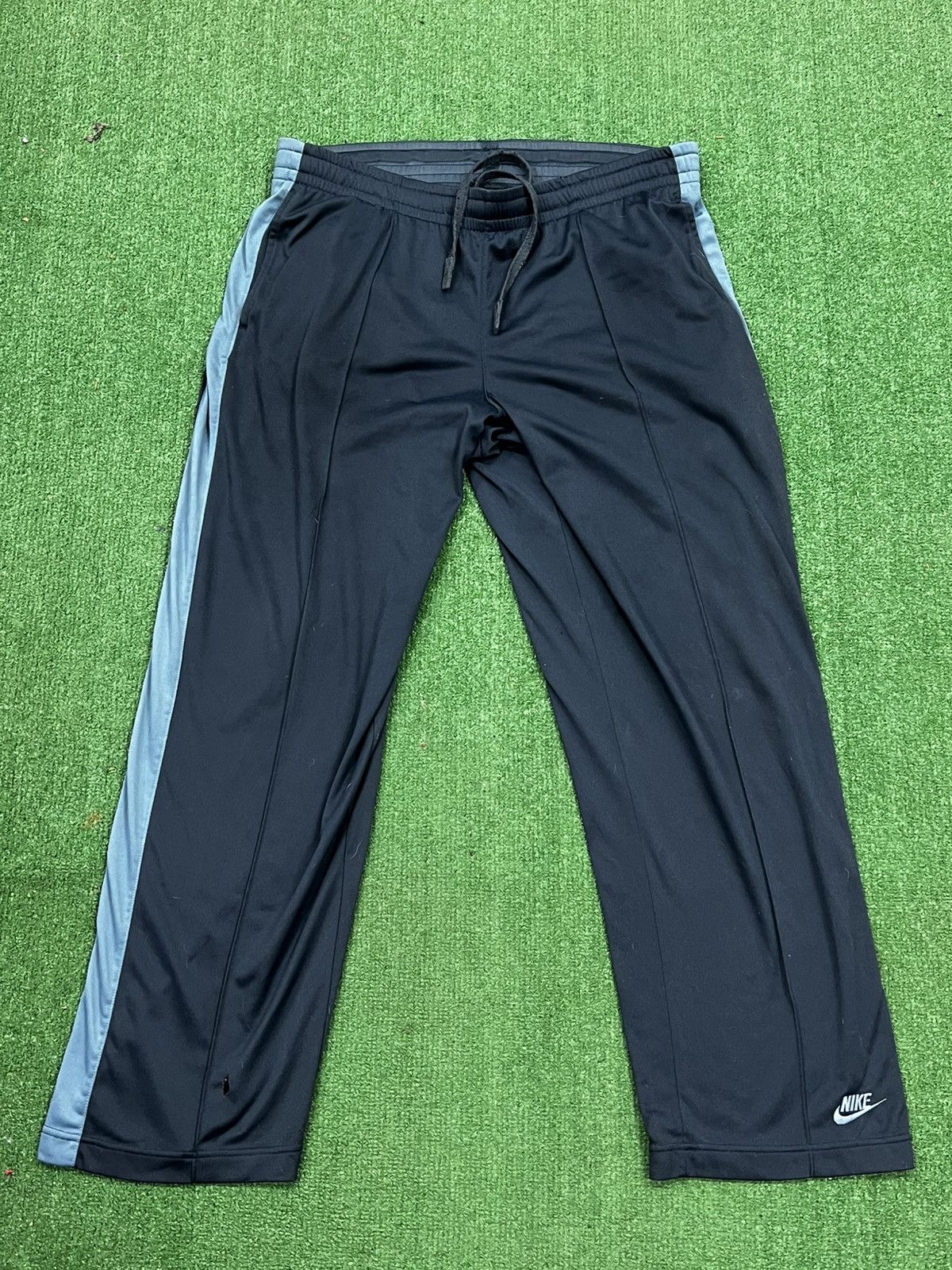 Nike Vintage Y2k Nike Silver Tag Swoosh Warm Up Pants Size US 34 / EU 50 - 2 Thumbnail