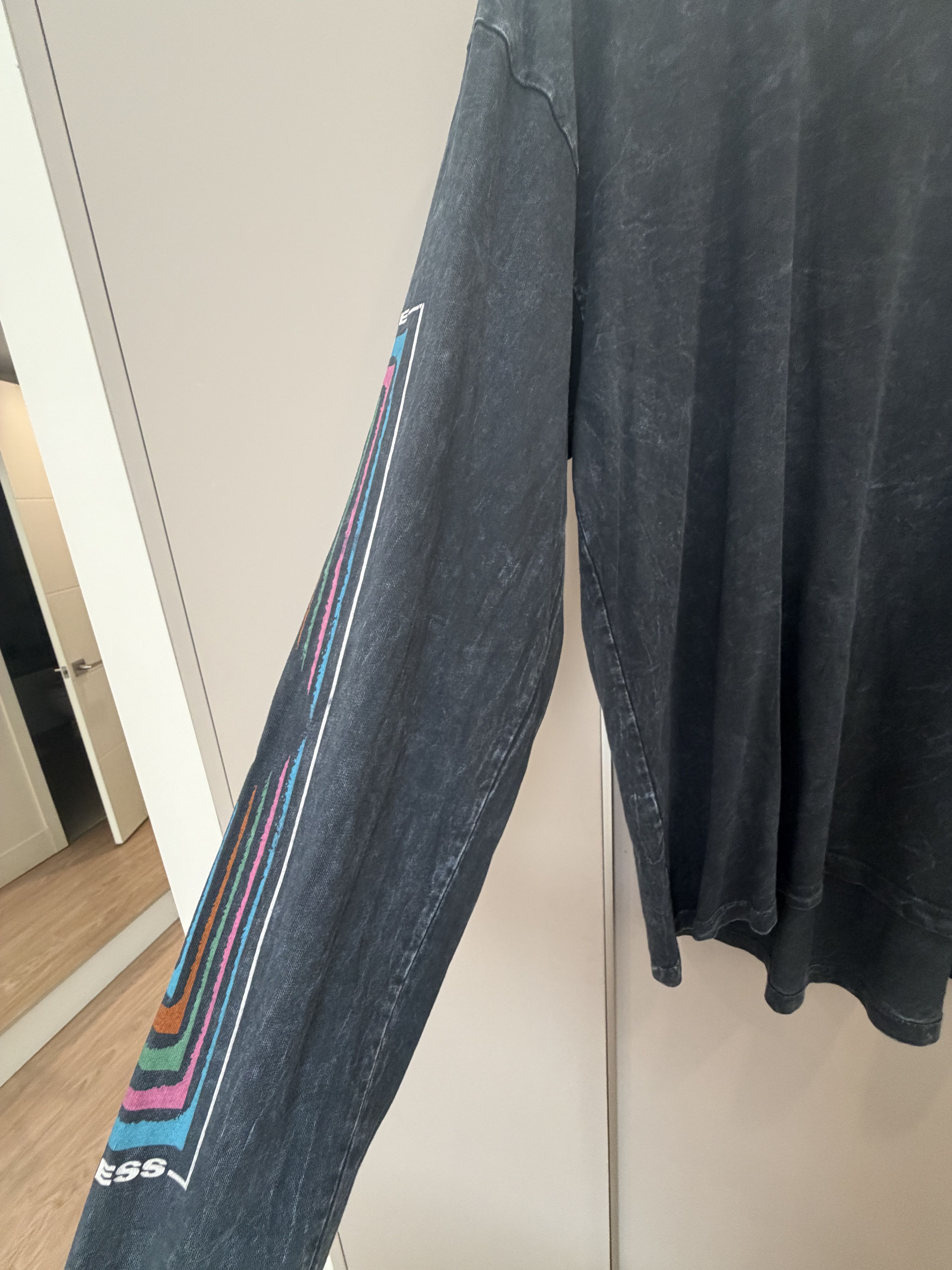 Rhude Rhude Happiness Long Sleeve T (Fits like L / Actual Size S) Size US L / EU 52-54 / 3 - 7 Thumbnail