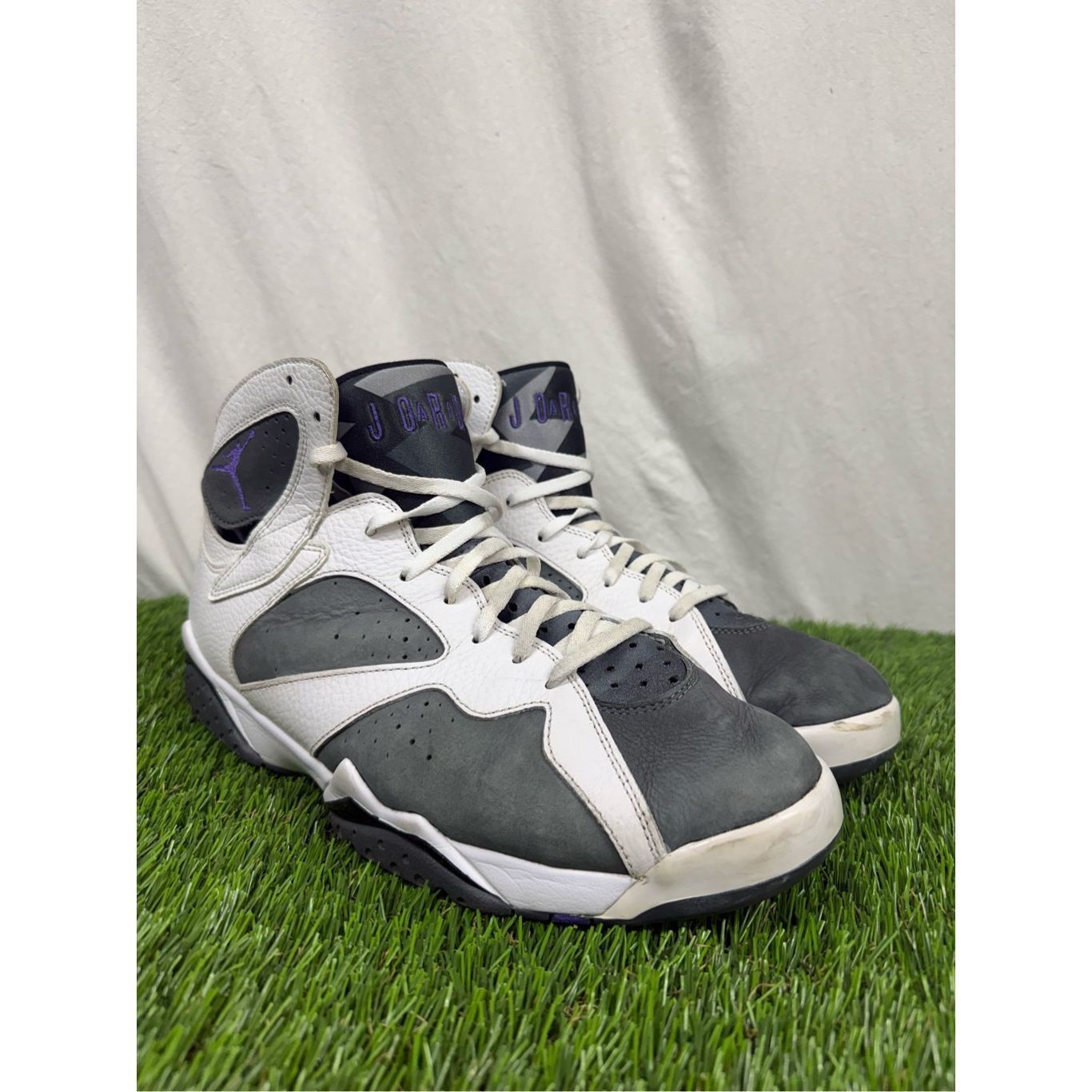 Jordan Brand 13 Air Jordan 7 Retro 'Flint' 2021 Men's White Gray Purple B Size US 13 / EU 46 - 1 Thumbnail
