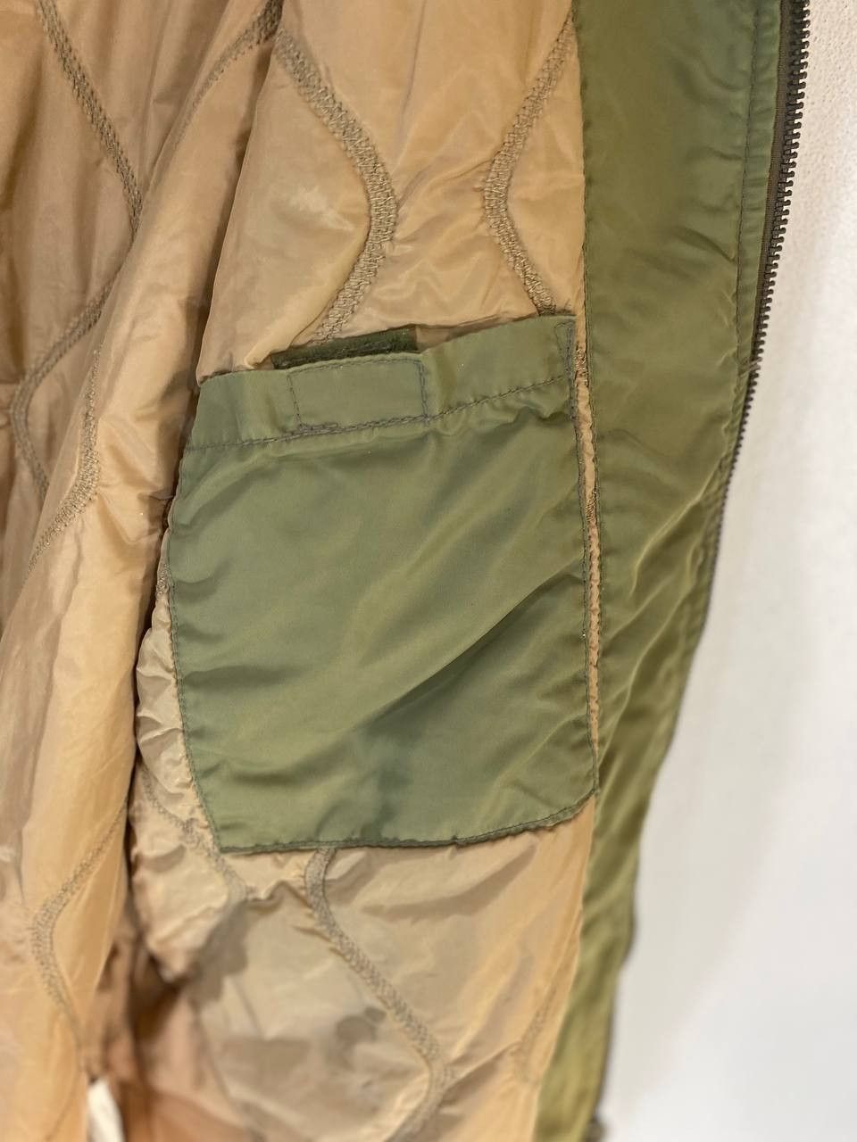 Calvin Klein calvin klein bomber jacket nice design Size US XL / EU 56 / 4 - 8 Thumbnail