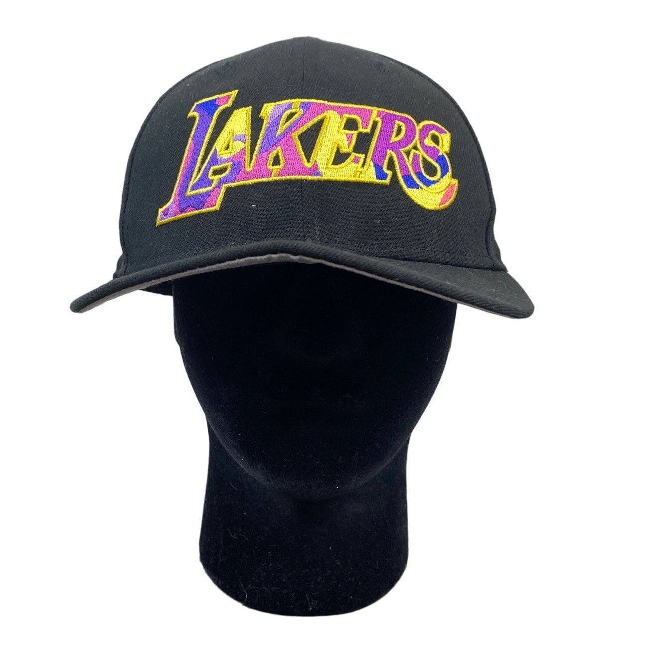 image of L A Lakers x New Era La Lakers Takashi Murakami Complexcon New Era Snapback Hat in Black, Men's