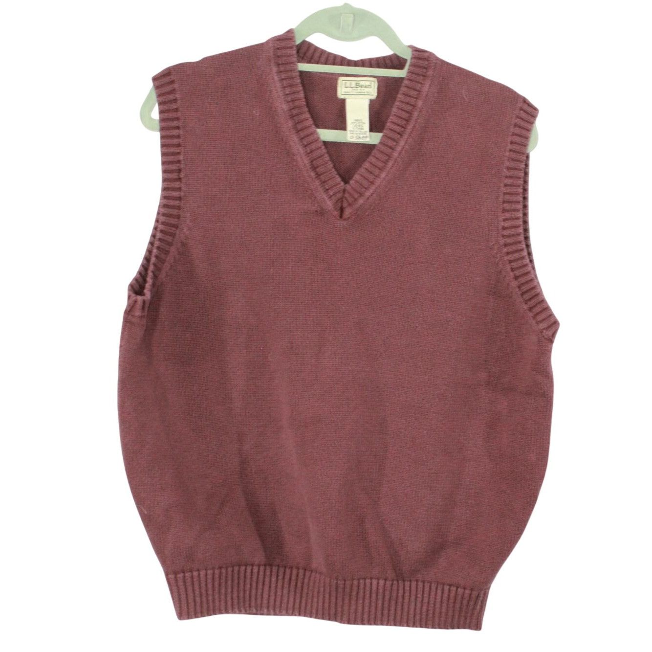 L.L. Bean LL Bean Burgundy Cotton V-Neck Sweater Vest L Retro Size US L / EU 52-54 / 3 - 1 Thumbnail