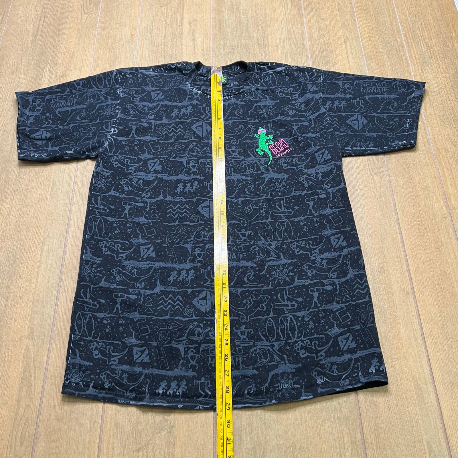 Vintage Vintage 90s GECKO HAWAII T-Shirt Black All Over XL USA made Size US XL / EU 56 / 4 - 6 Thumbnail