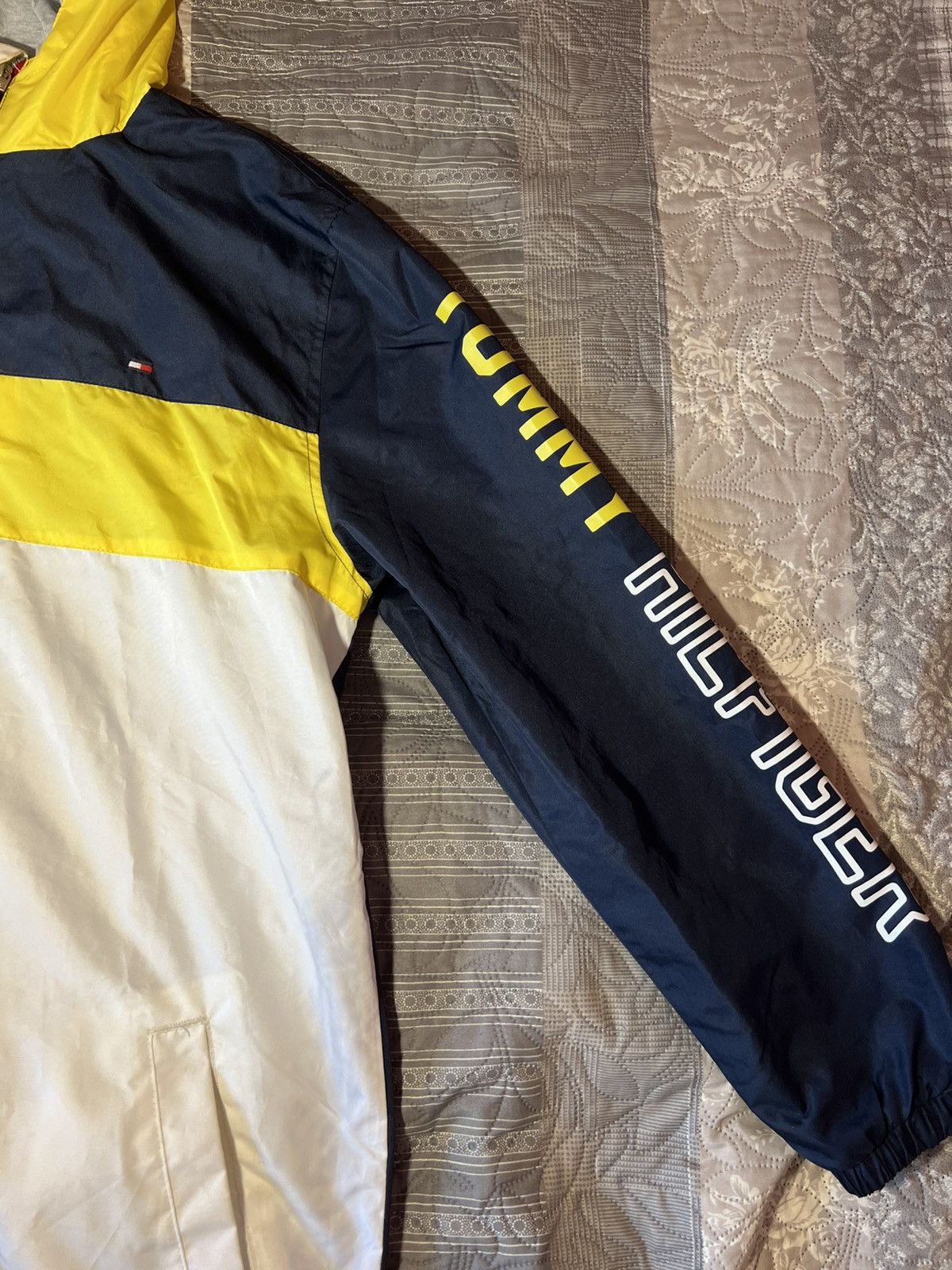 Tommy Hilfiger tommy hilfiger rain jacket men xl authentic raincoat Size US XL / EU 56 / 4 - 3 Thumbnail