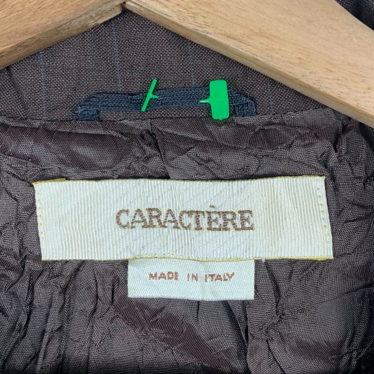 Vintage Vintage CARACTERE Made In Italy Brown Pinstripe 3 Button Size S / US 4 / IT 40 - 5 Thumbnail