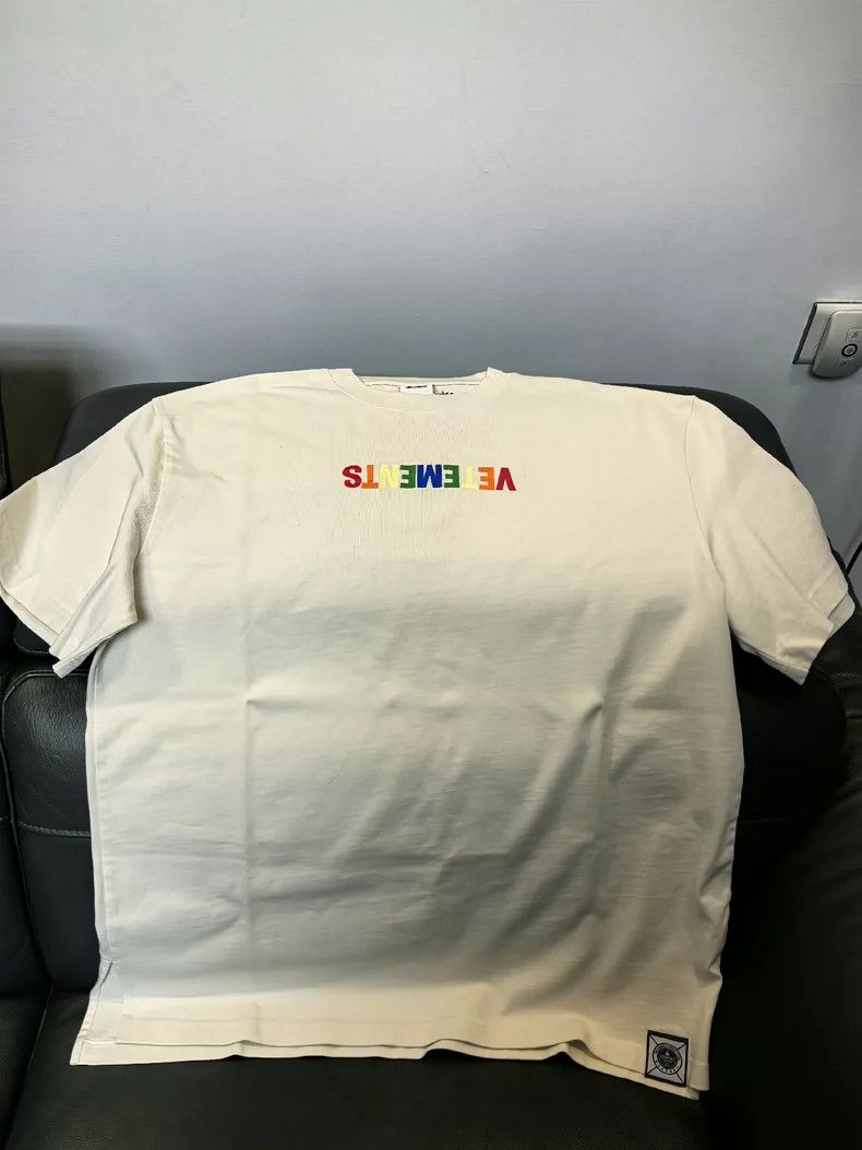 Vetements VETEMENTS White T-shirt 2504-Nextarrow Size US M / EU 48-50 / 2 - 4 Thumbnail