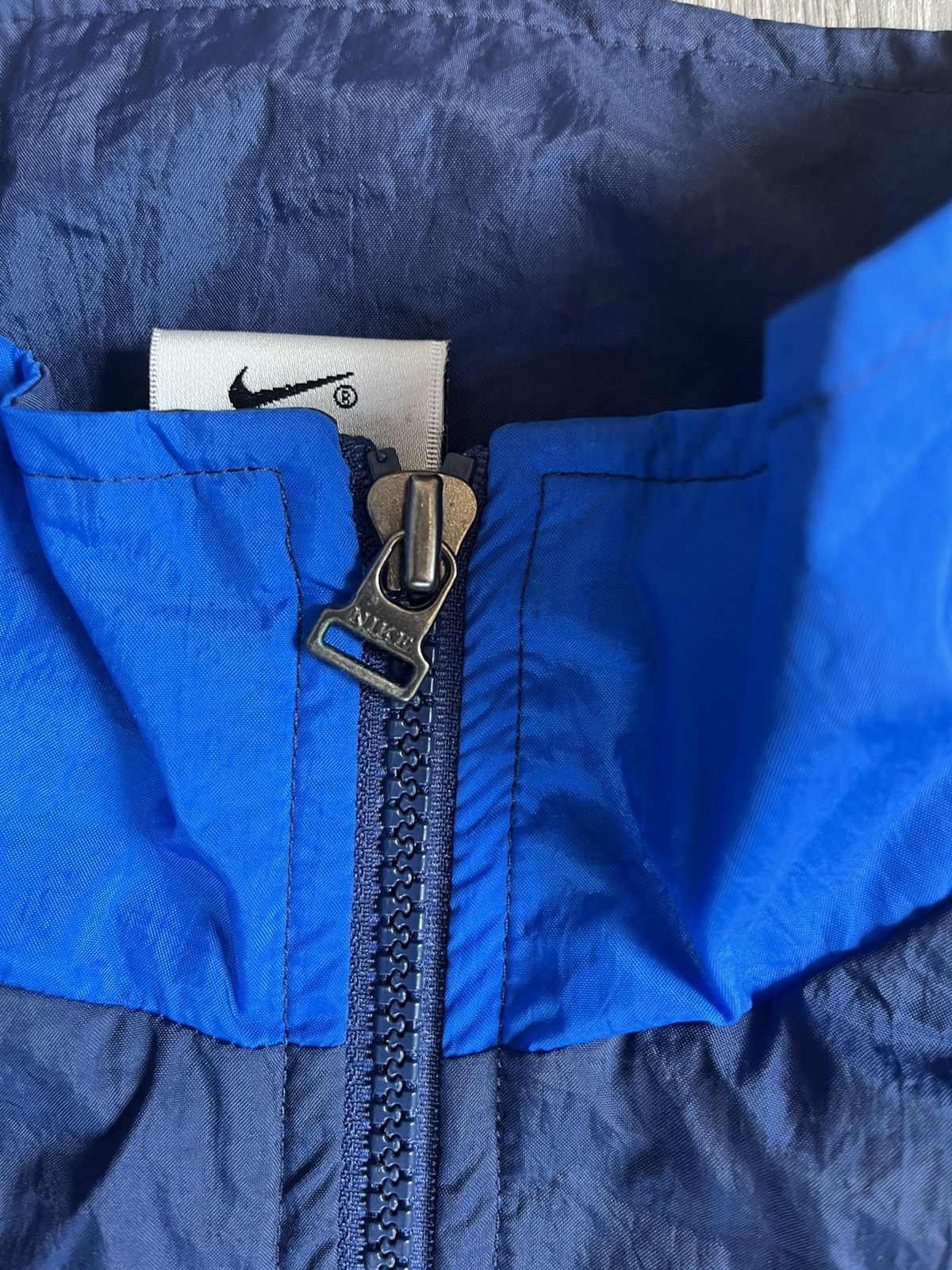 Nike Vintage 90s Nike Track Jacket Size US L / EU 52-54 / 3 - 7 Thumbnail