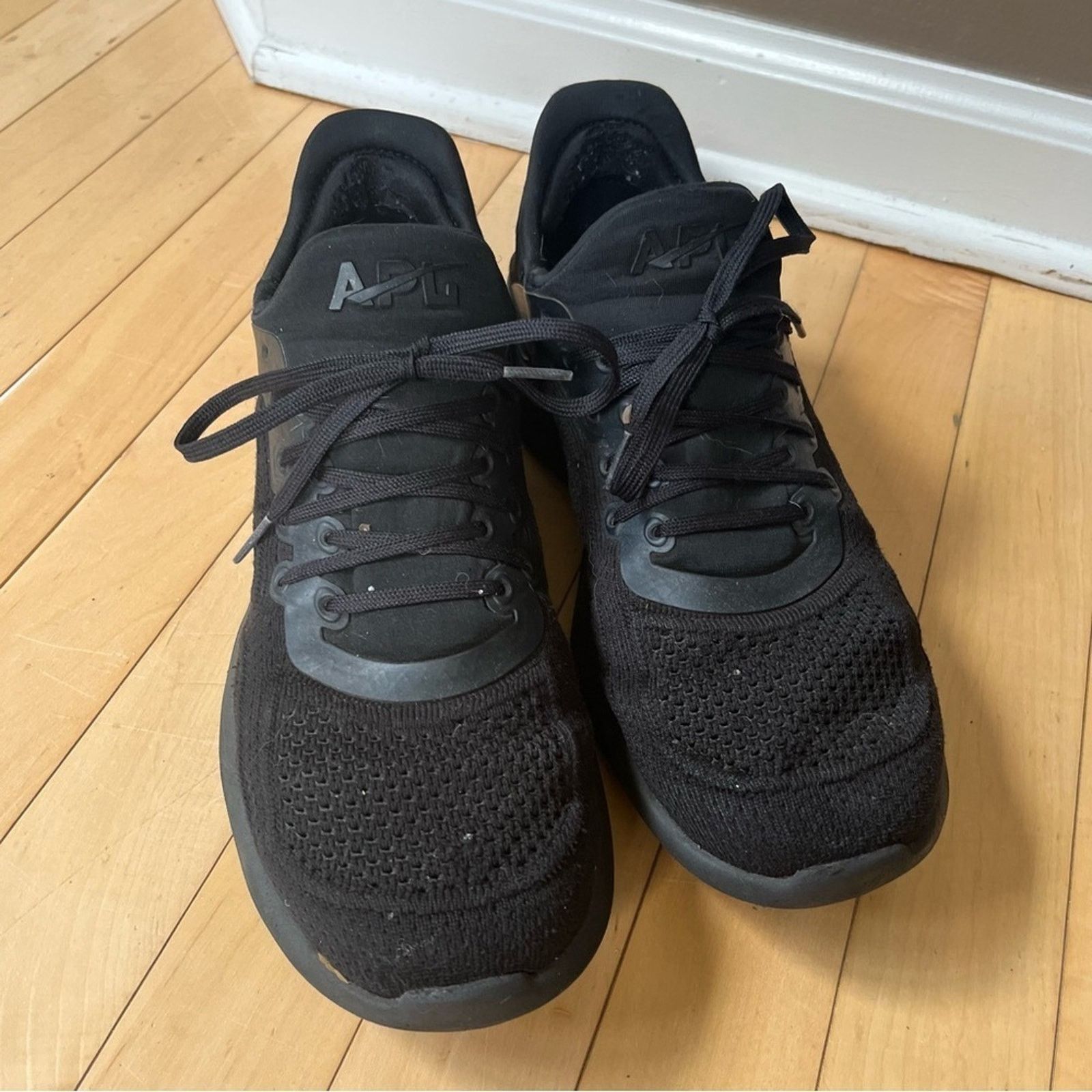 APL APL Techloom Tracer Running Shoes size 10 Black Athletic Size US 10 / IT 40 - 2 Thumbnail