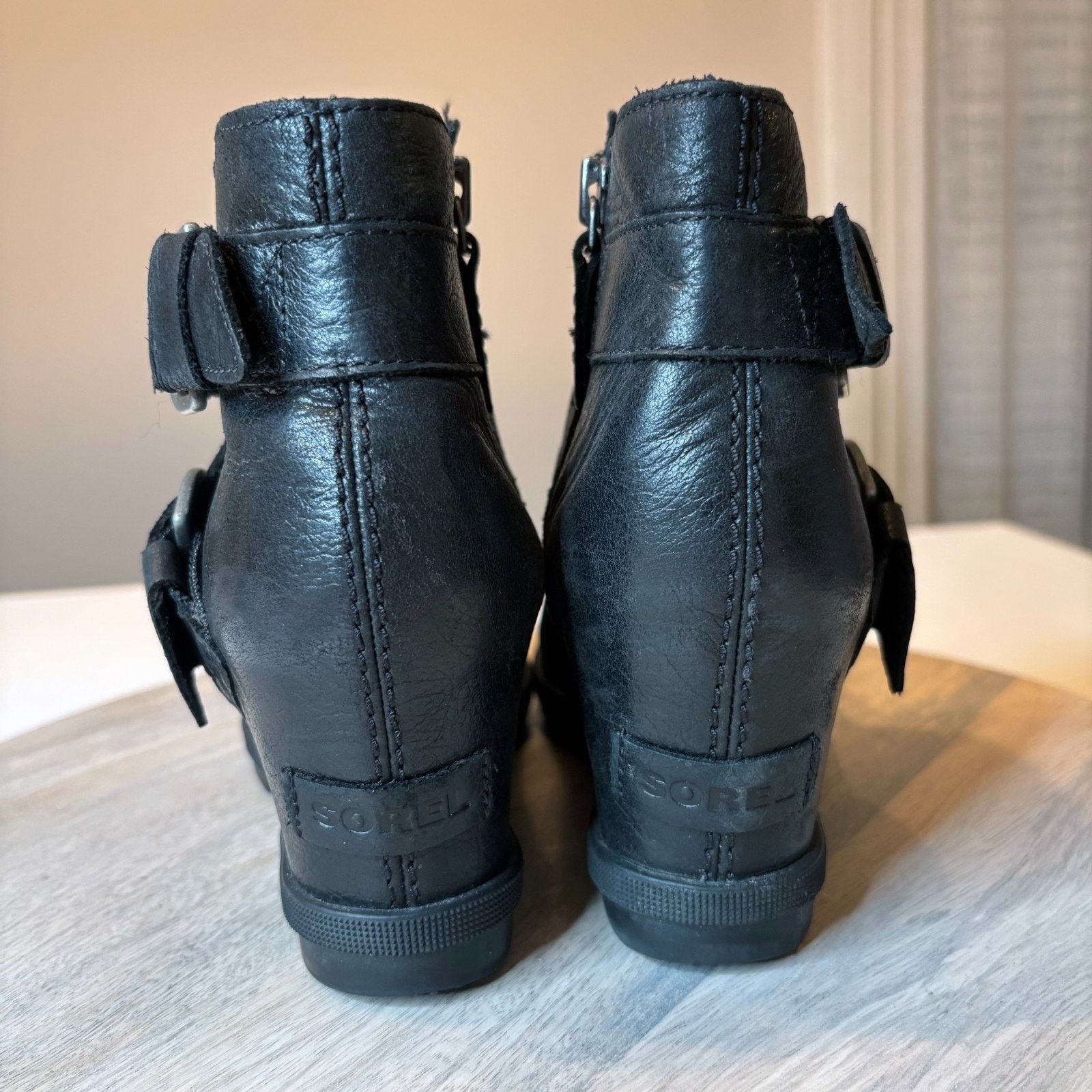 SOREL Sorel Joan of Arctic Wedge II Black Leather Booties Sz 7.5 Size US 7.5 / IT 37.5 - 6 Thumbnail