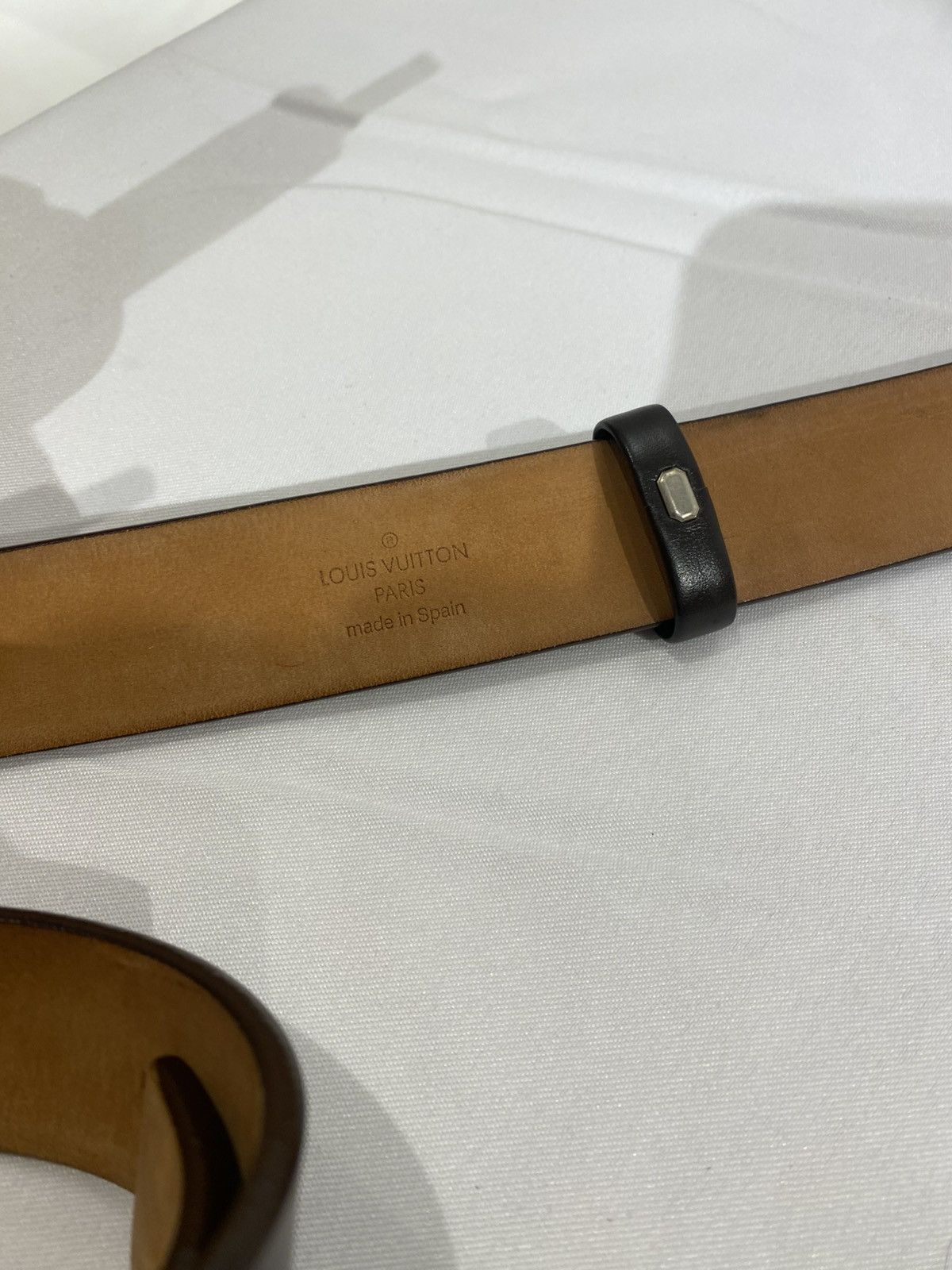 Louis Vuitton LOUIS VUITTON LOGO BUCKLED BELT Size 36 - 4 Thumbnail