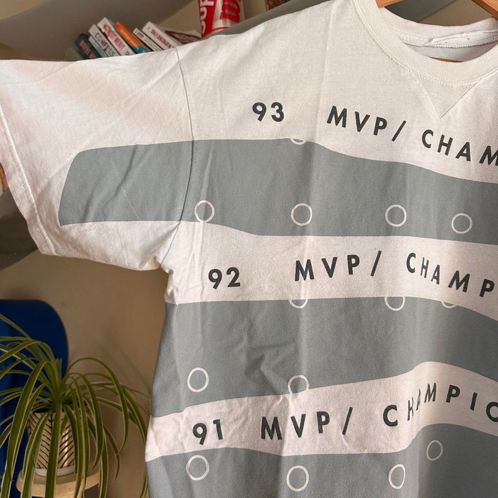 Jordan Brand × Vintage Vintage Michael Jordan MVP Shirt Size US XL / EU 56 / 4 - 3 Thumbnail