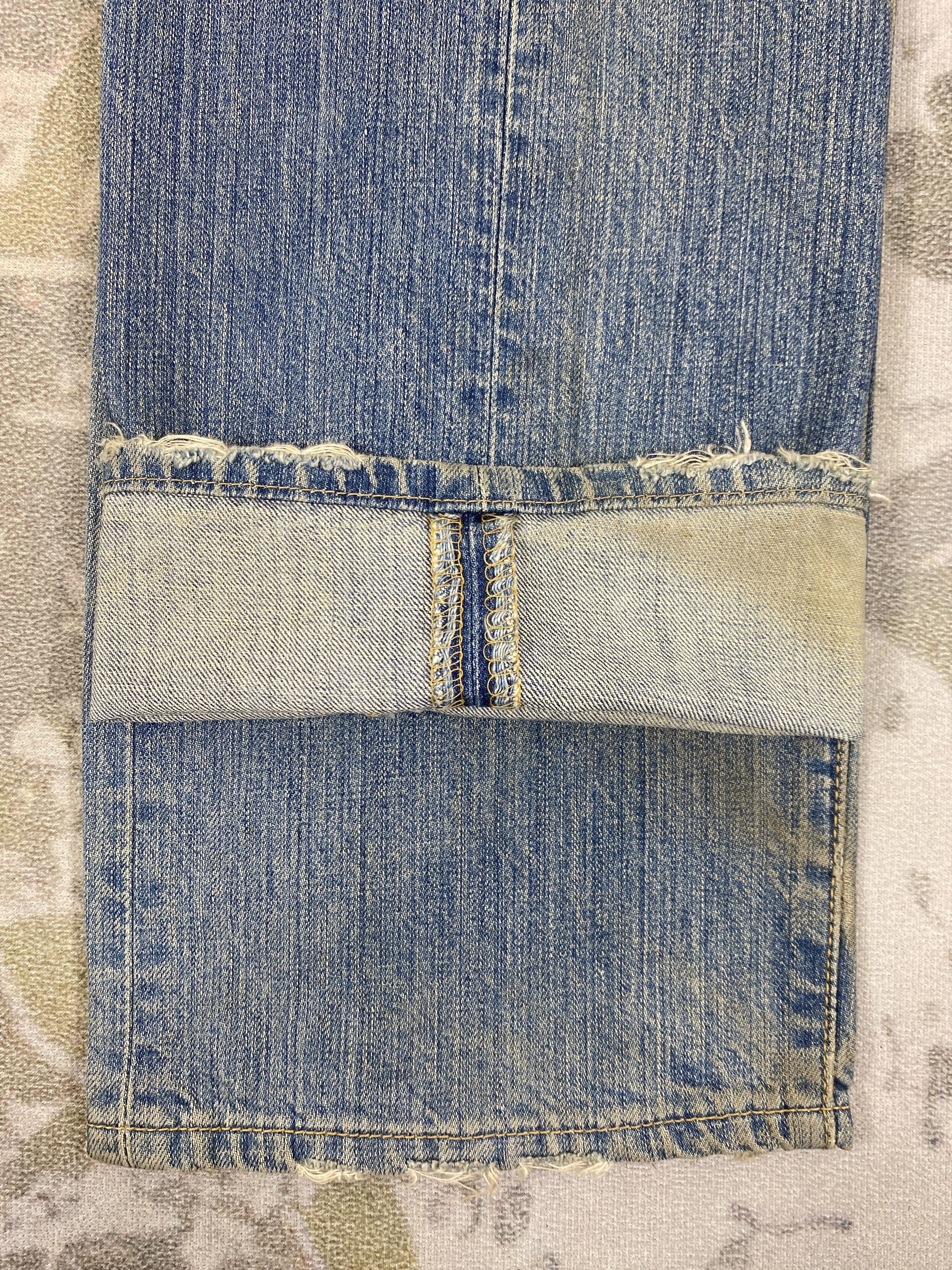 Levi's Distressed Blue Vintage Levi's 501 Jeans 32x31 Denim JN3482 Size US 32 / EU 48 - 13 Thumbnail