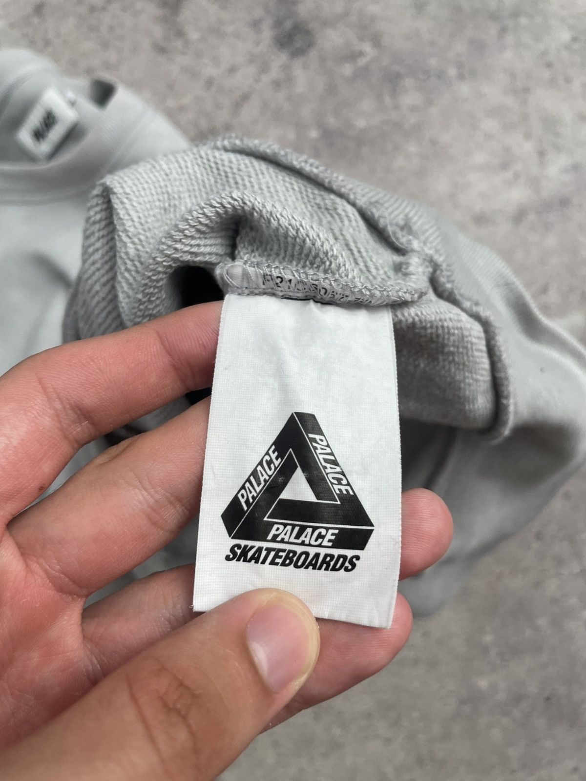 Palace Palace big logo Crewneck Sweatshirt Size US L / EU 52-54 / 3 - 9 Thumbnail
