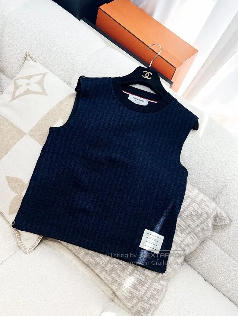 Thom Browne Thom Browne Navy Blue Knit Vest Size US XXS / EU 40 - 1 Thumbnail