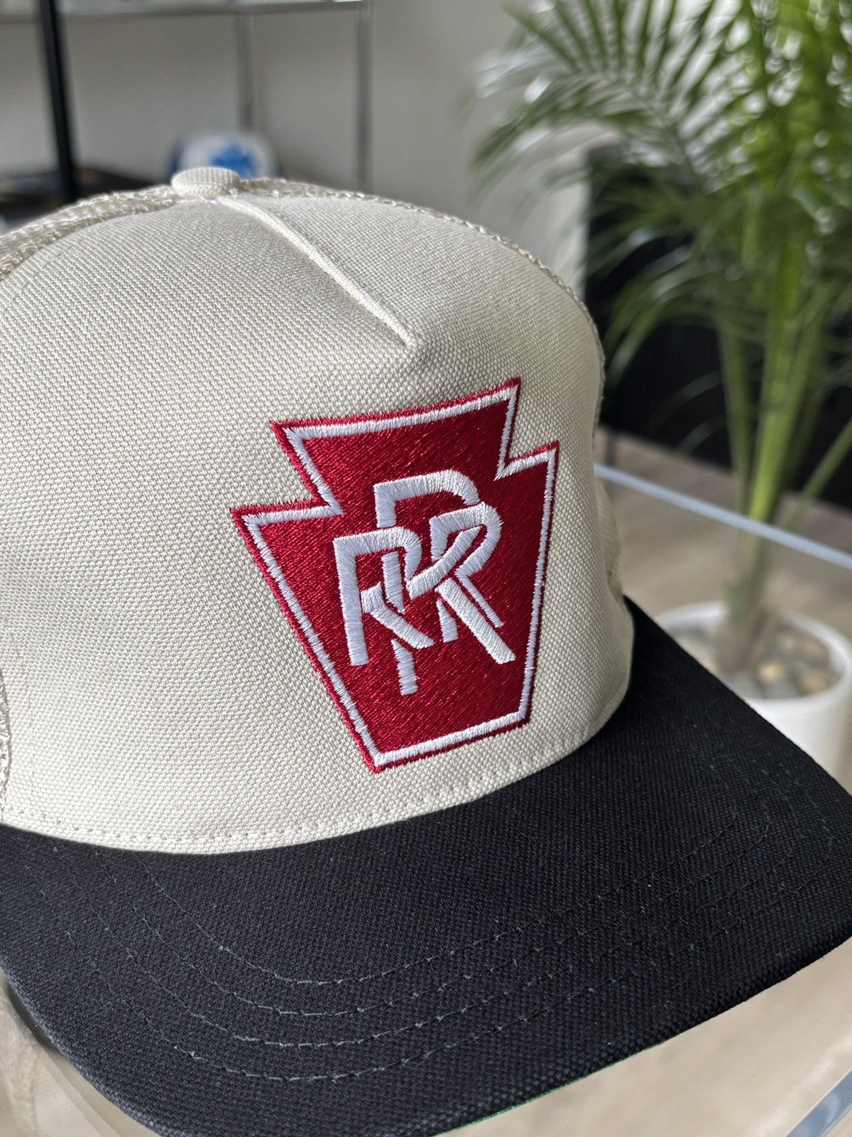 Rhude RHUDE TRIPLE R LOGO HAT Size ONE SIZE - 4 Thumbnail