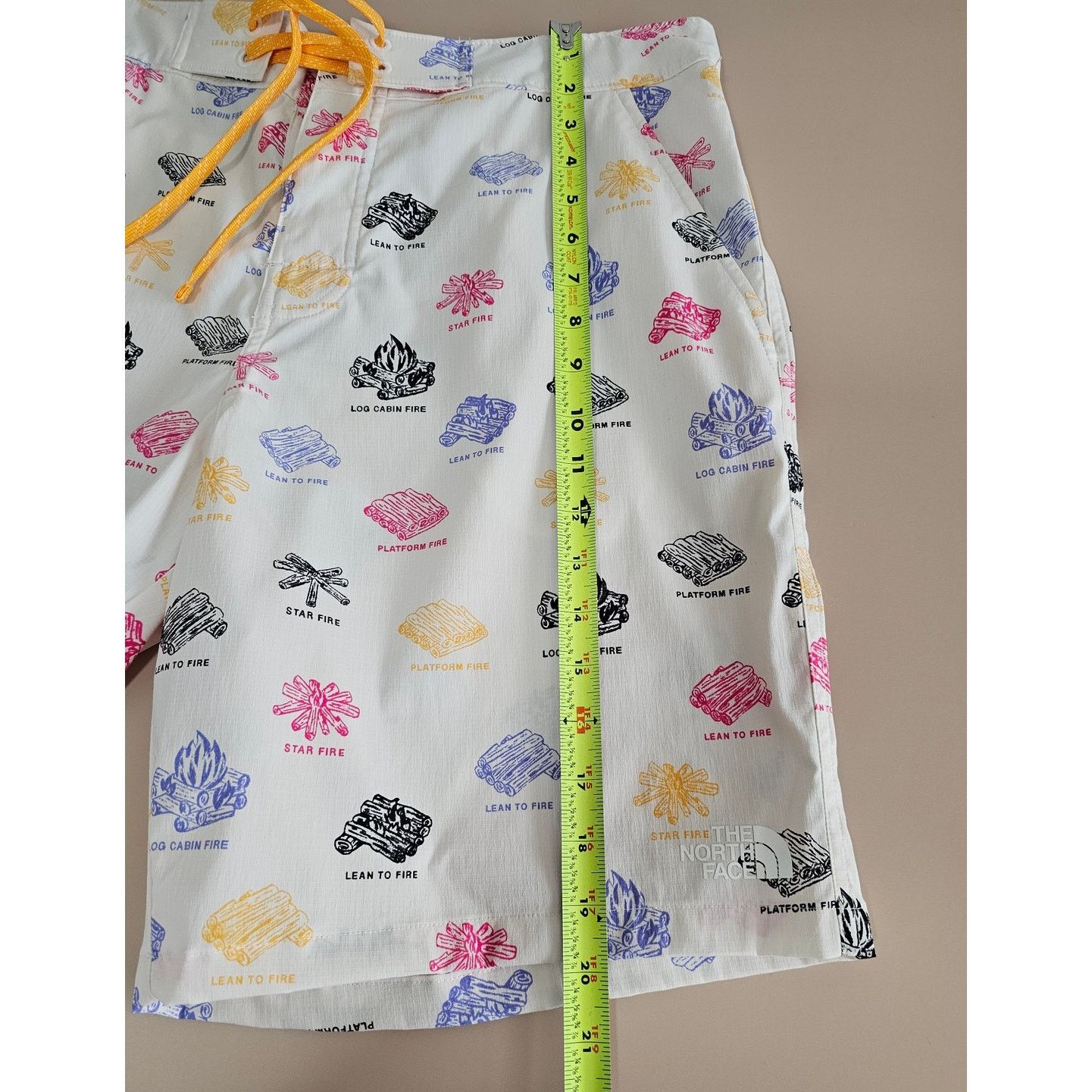 The North Face The North Face Campfire 9" Class V Board Shorts Trunks 34 Size US 34 / EU 50 - 9 Thumbnail